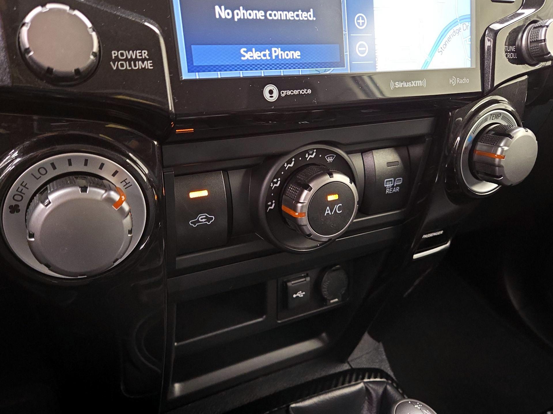 Thumbnail: 2023 Toyota 4Runner - 17