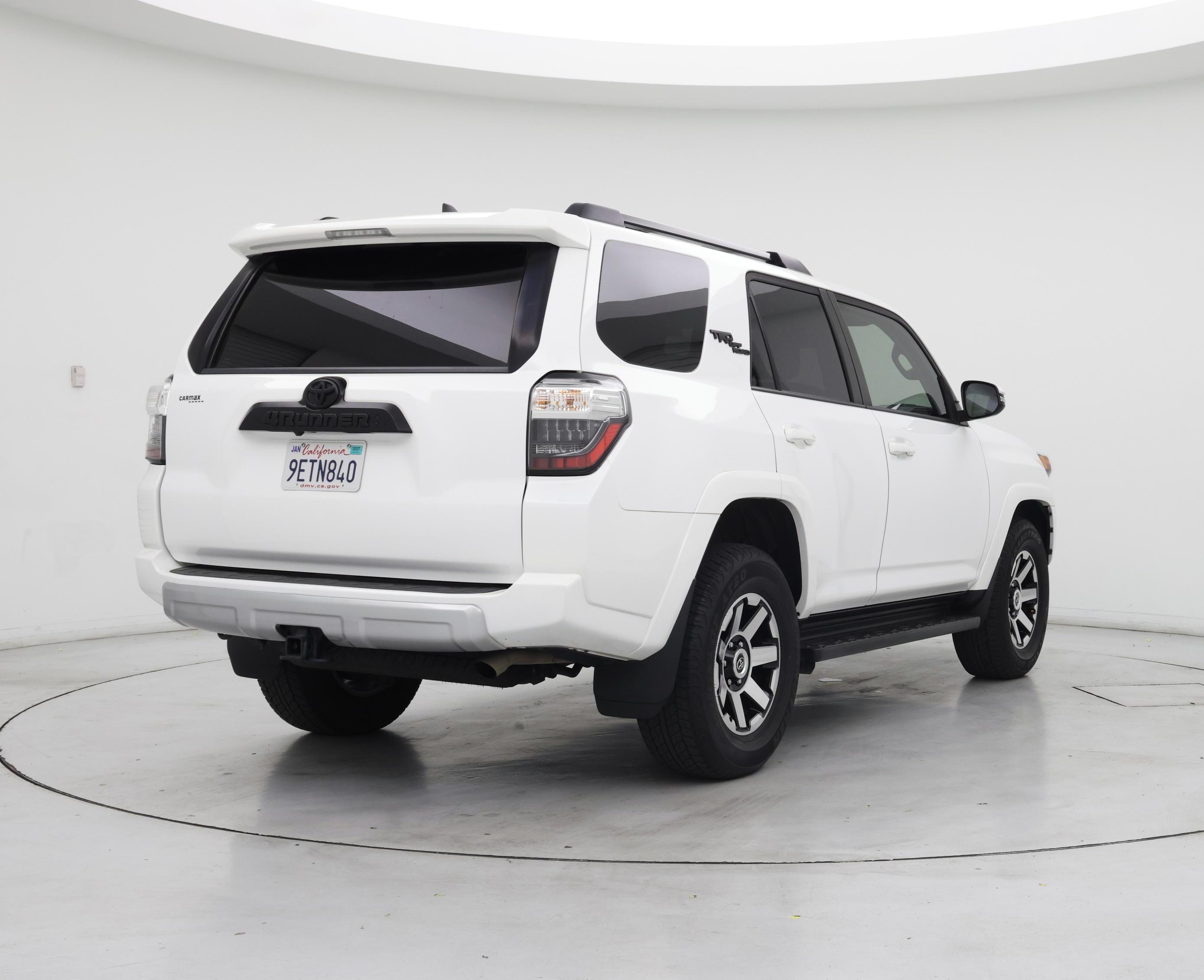 Thumbnail: 2023 Toyota 4Runner - 8