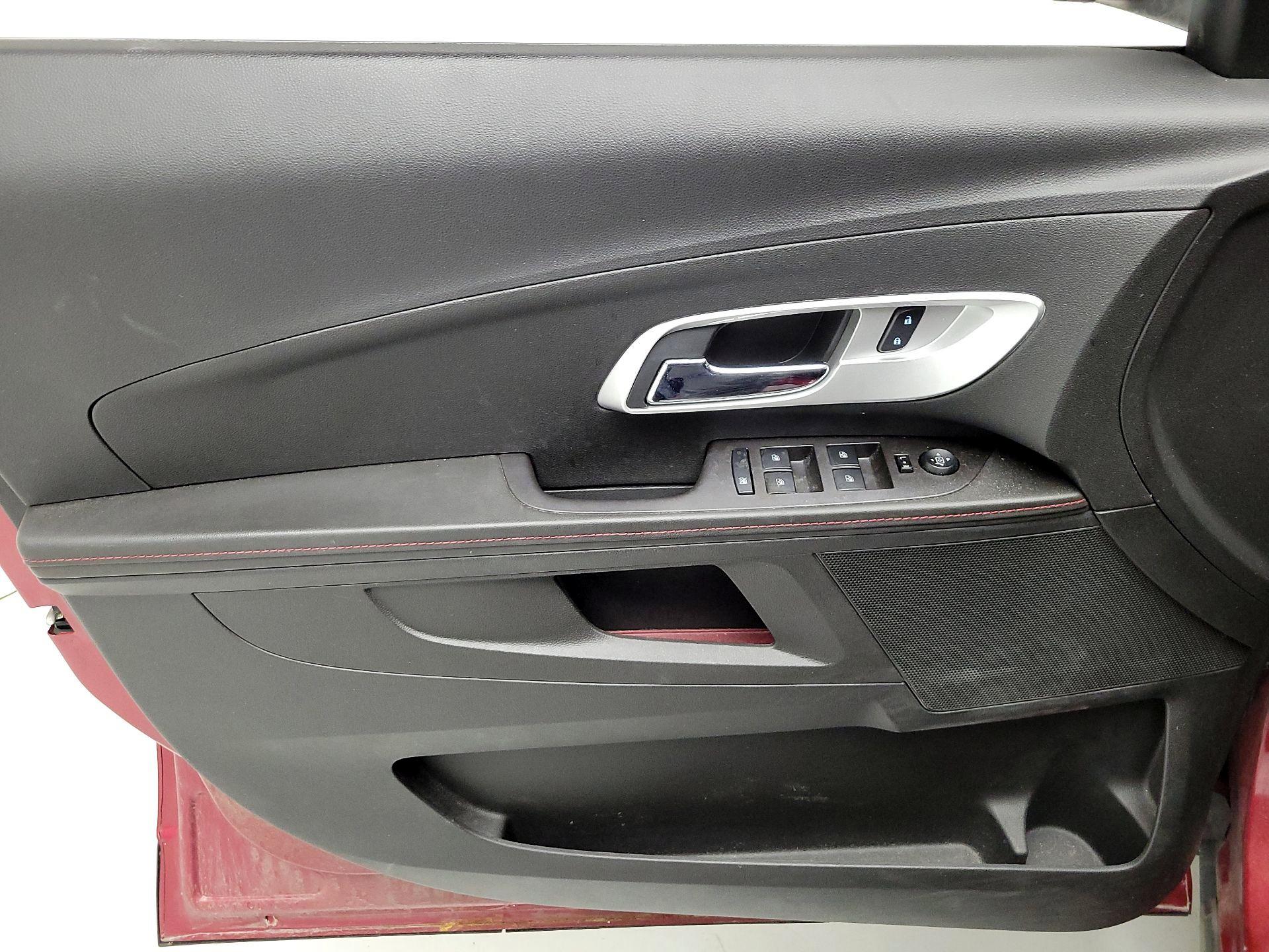 Thumbnail: 2014 Chevrolet Equinox - 12
