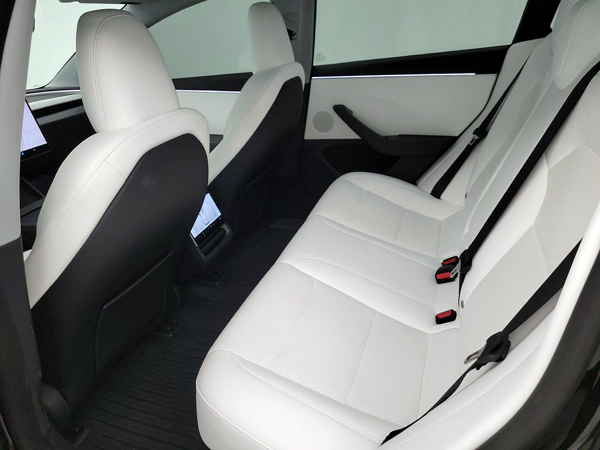 Thumbnail: 2025 Tesla Model 3 - 19