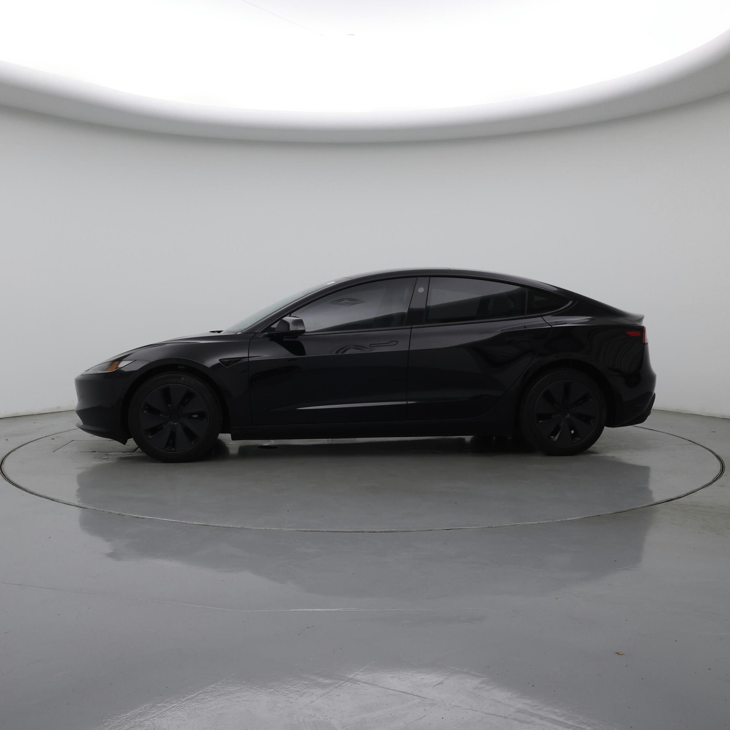 Thumbnail: 2025 Tesla Model 3 - 3