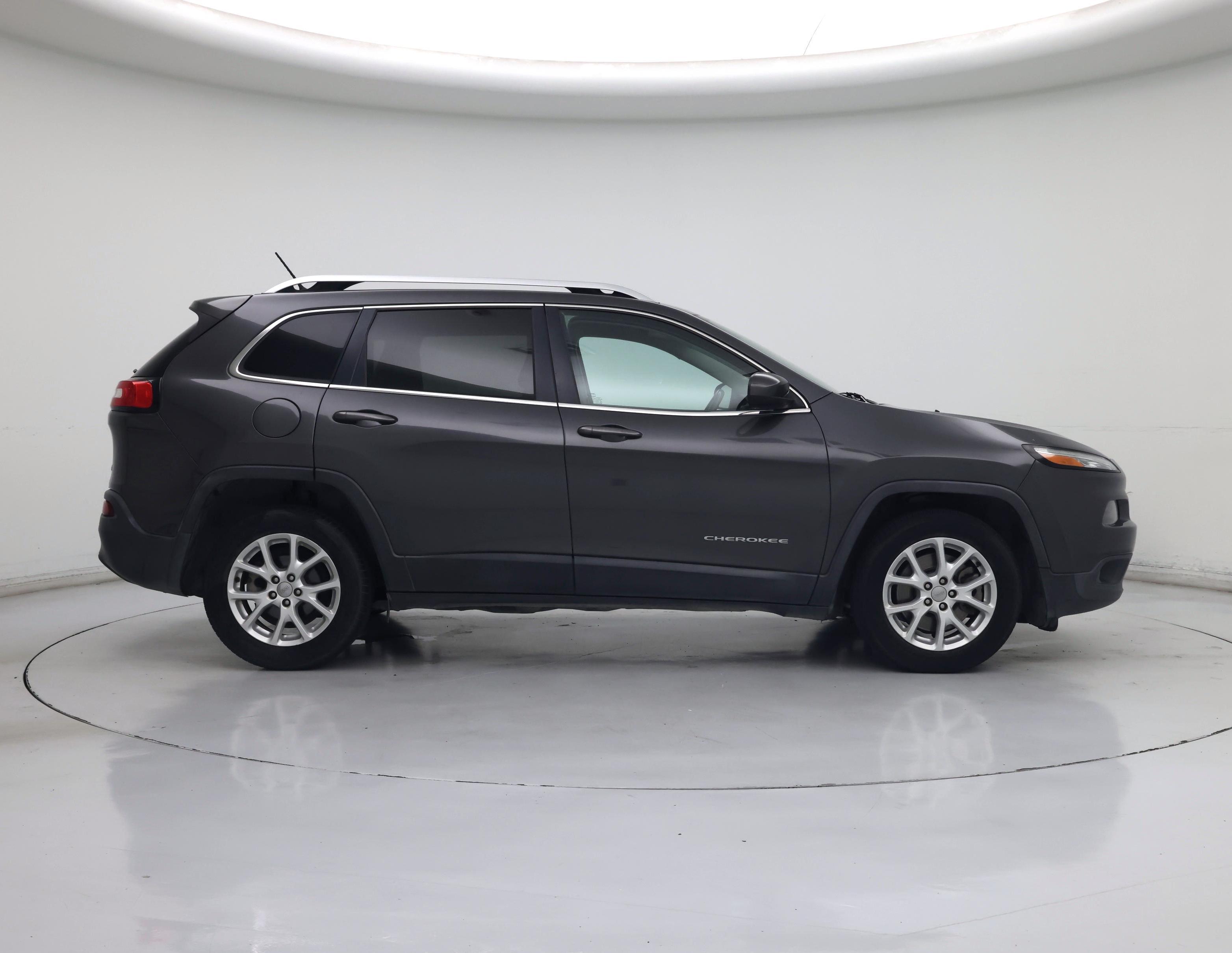 Thumbnail: 2015 Jeep Cherokee - 7
