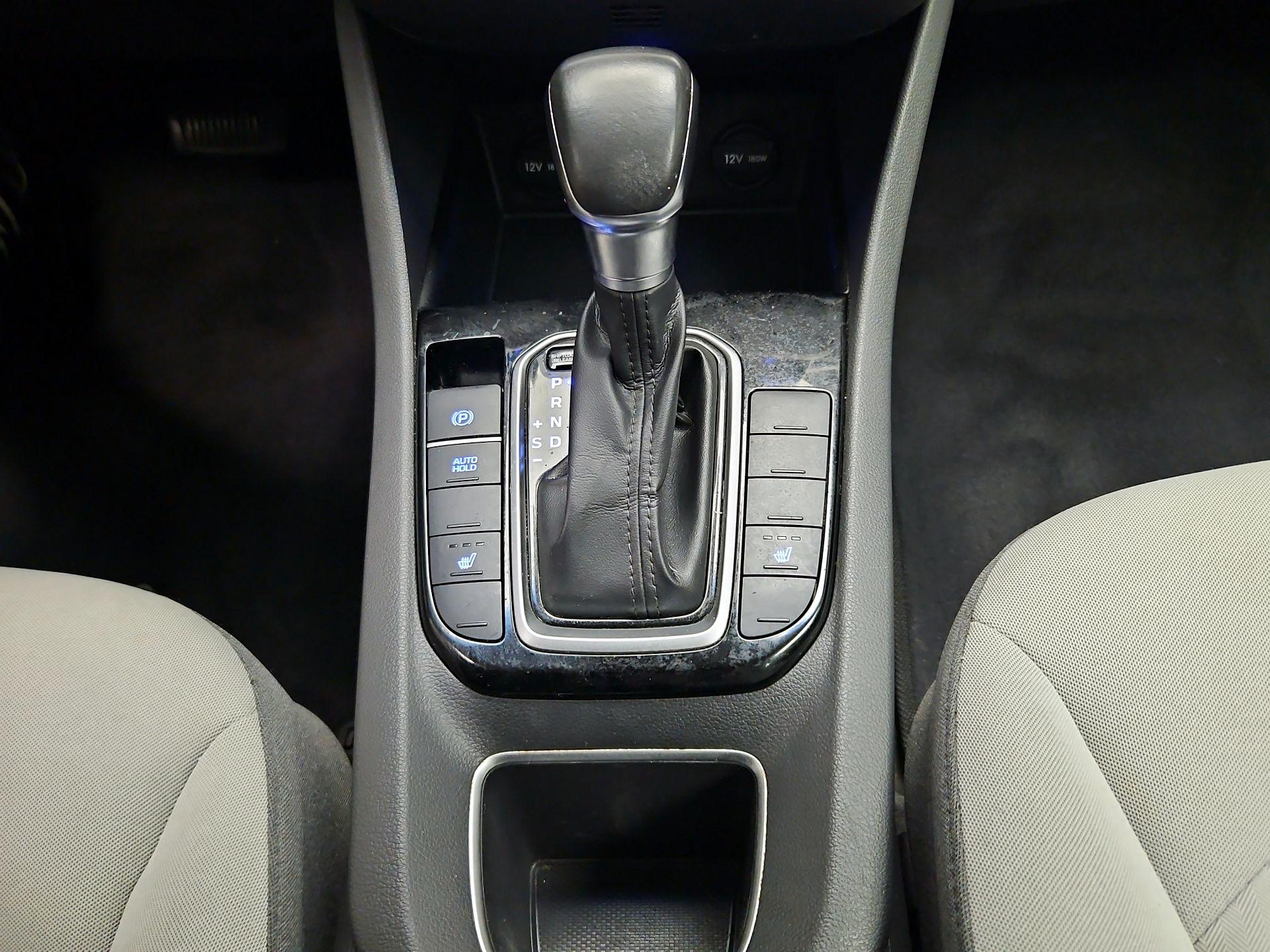 Thumbnail: 2021 Hyundai Ioniq - 17