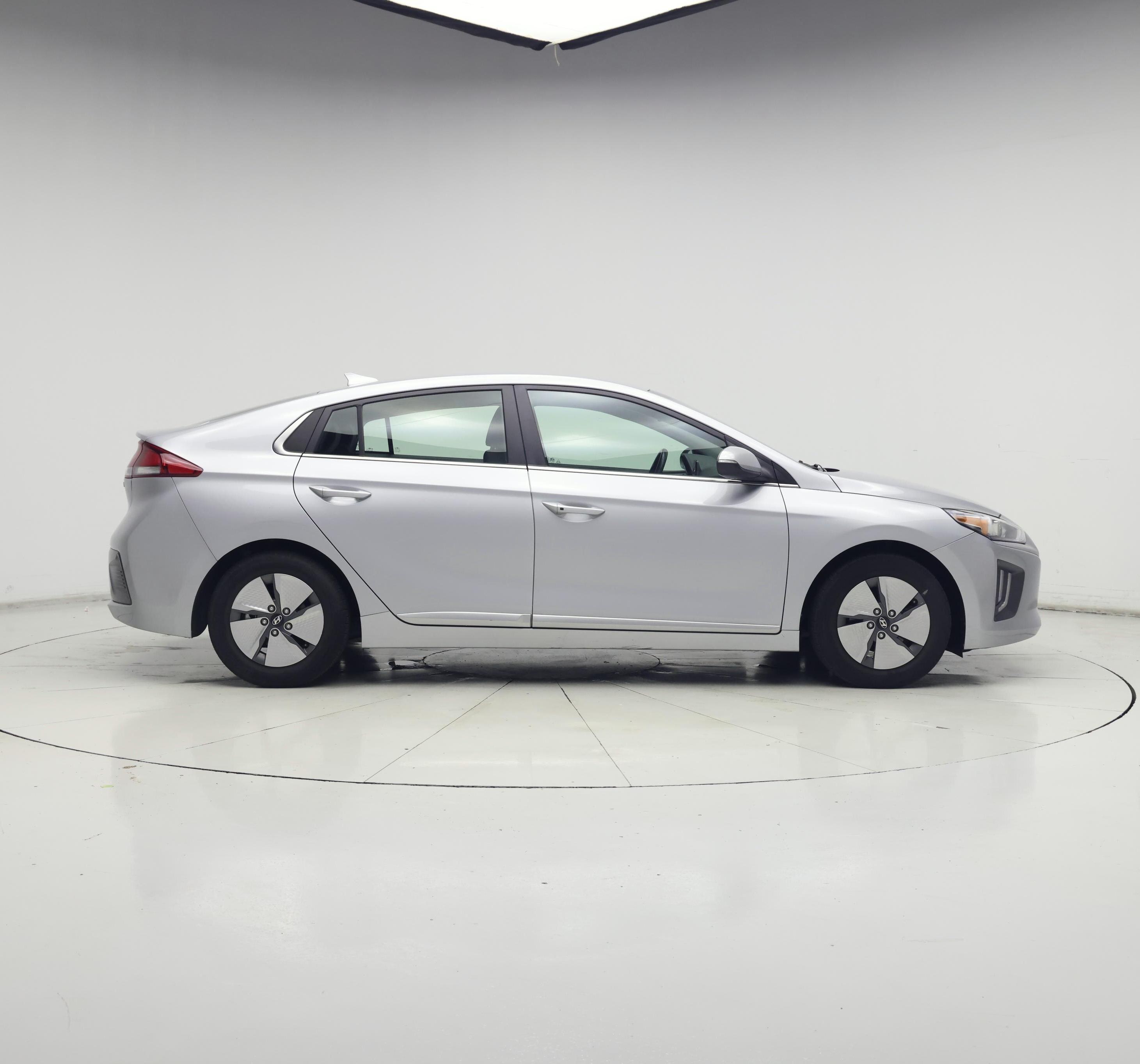 Thumbnail: 2021 Hyundai Ioniq - 7