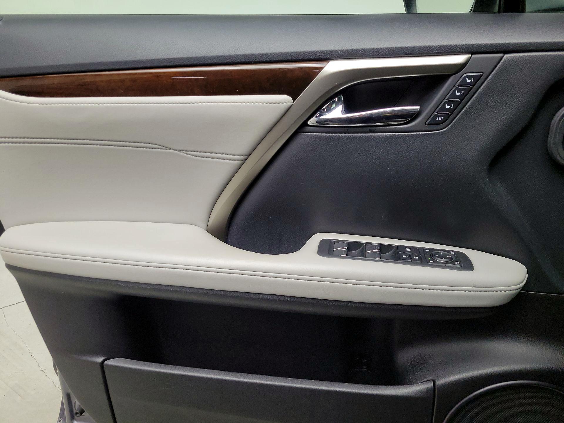 Thumbnail: 2019 Lexus RX - 12