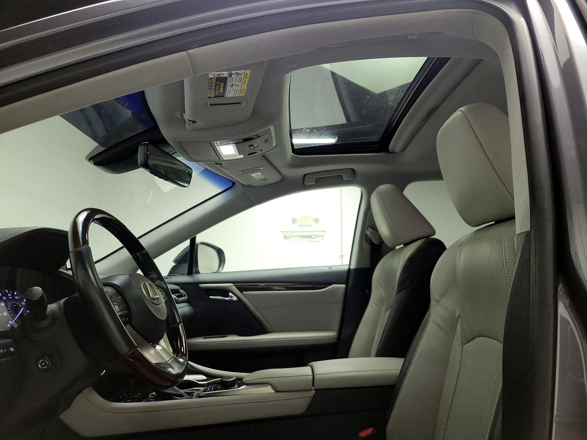 Thumbnail: 2019 Lexus RX - 19