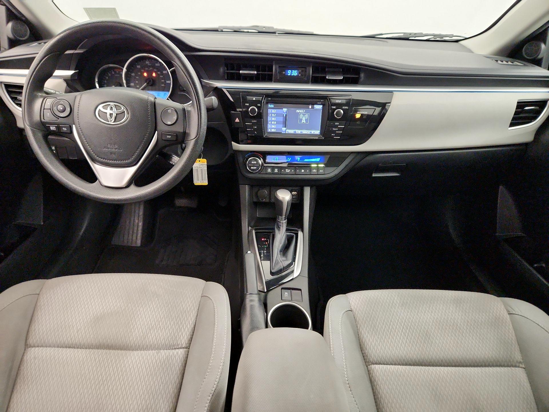 Thumbnail: 2015 Toyota Corolla - 9