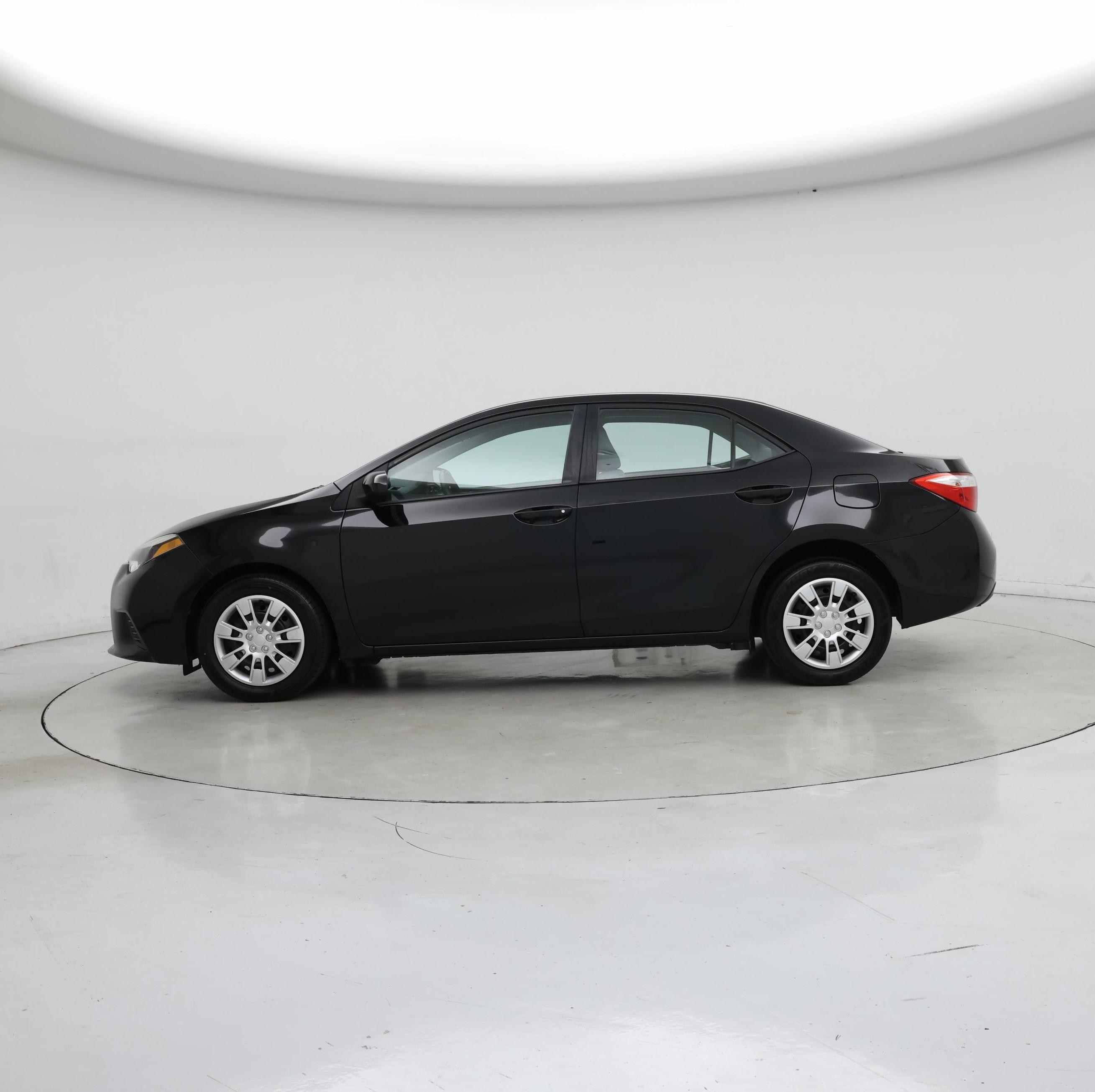 Thumbnail: 2015 Toyota Corolla - 3