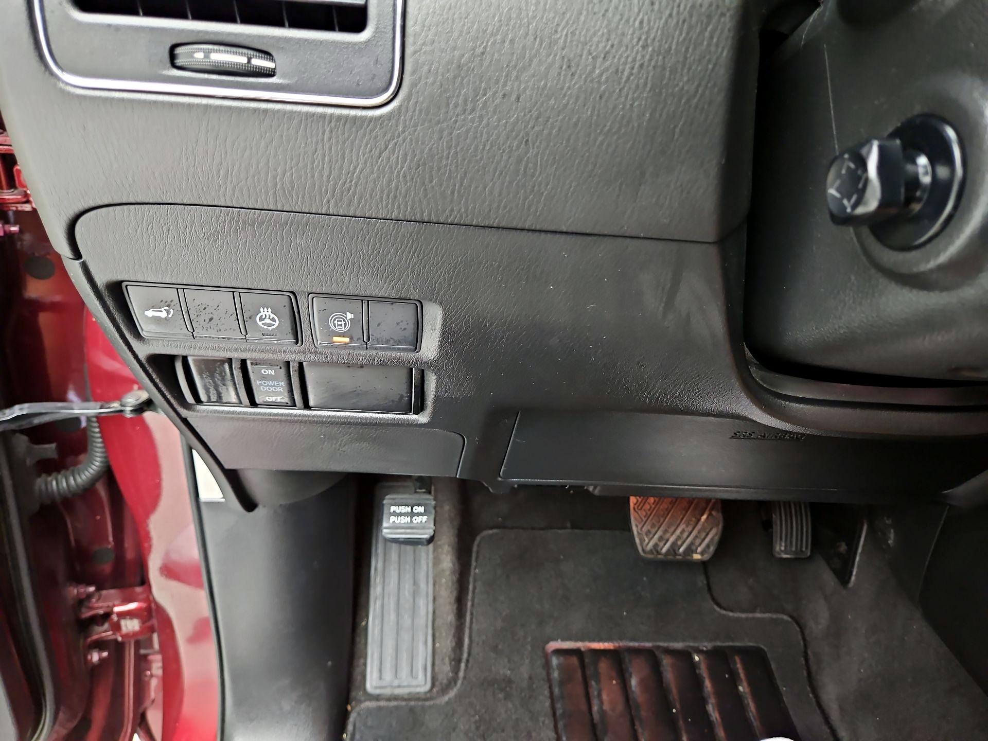 Thumbnail: 2022 Nissan Armada - 13