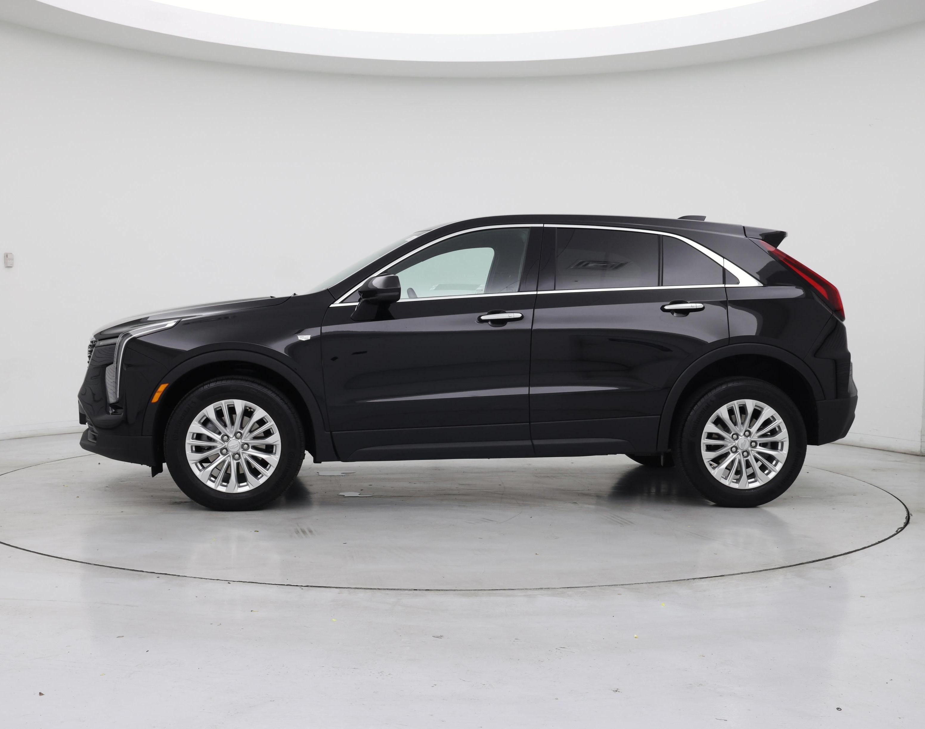 Thumbnail: 2024 Cadillac XT4 - 3