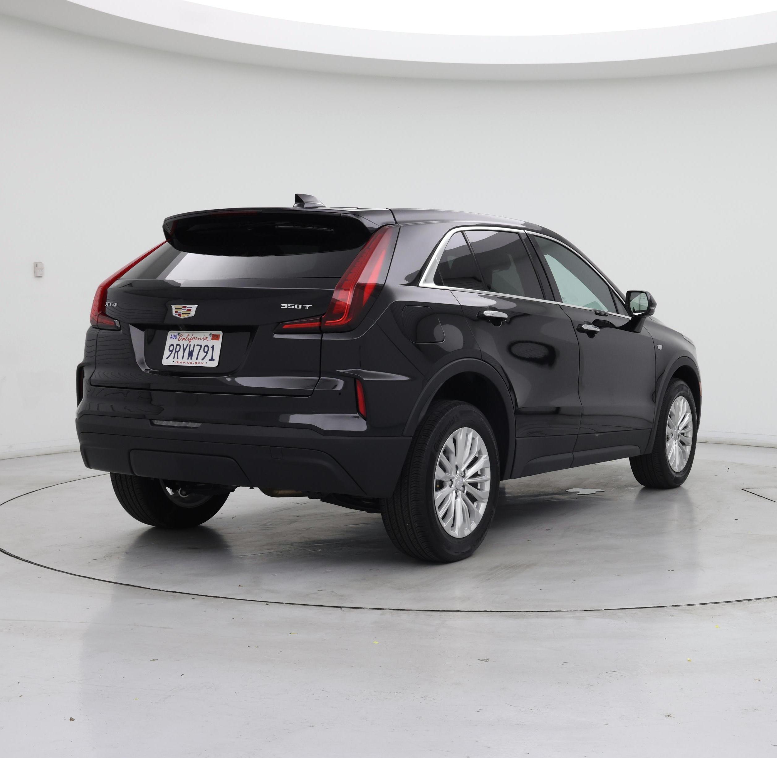 Thumbnail: 2024 Cadillac XT4 - 8