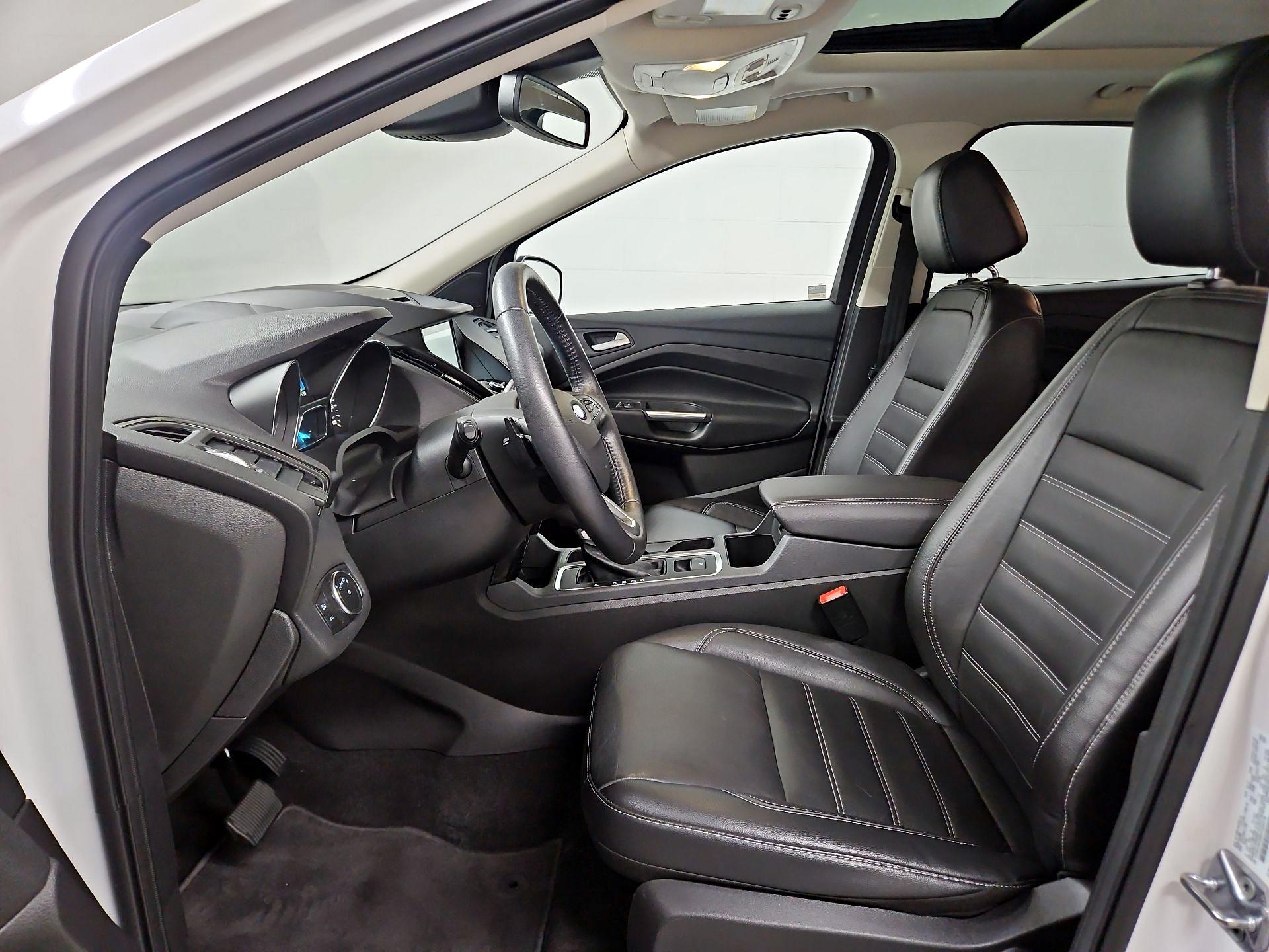 Thumbnail: 2017 Ford Escape - 11