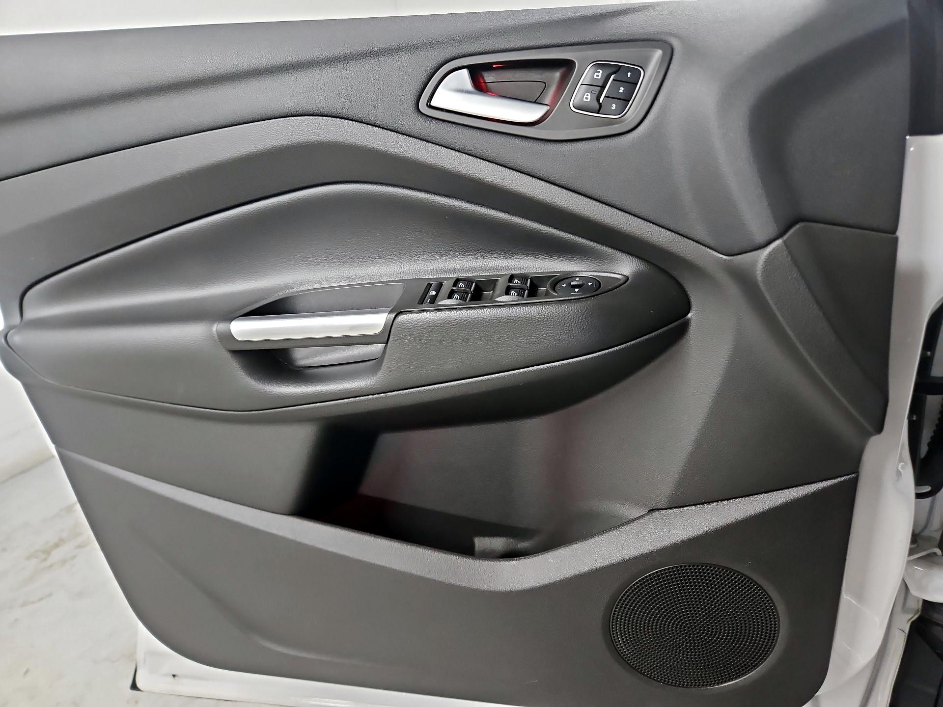 Thumbnail: 2017 Ford Escape - 12