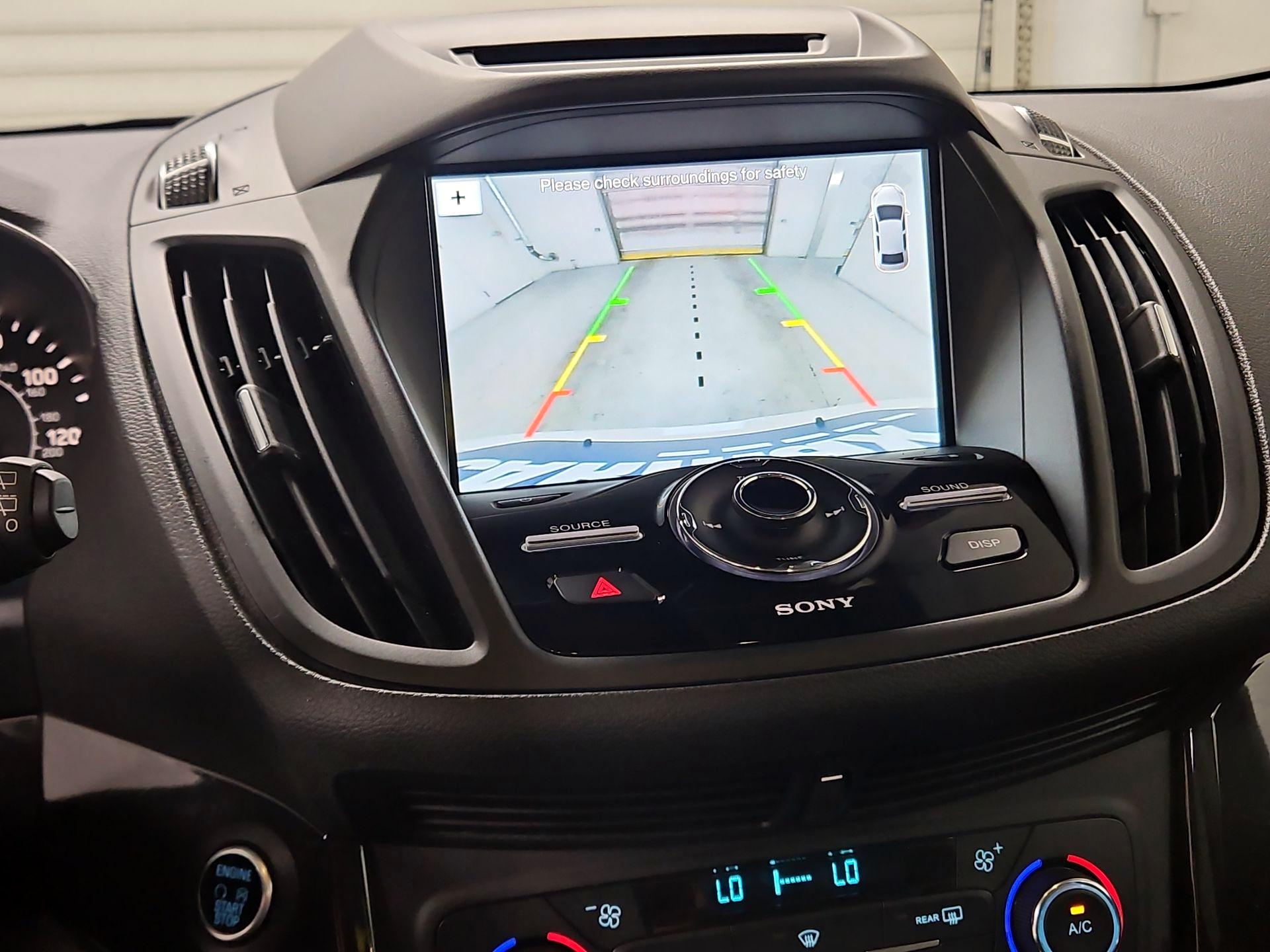 Thumbnail: 2017 Ford Escape - 15