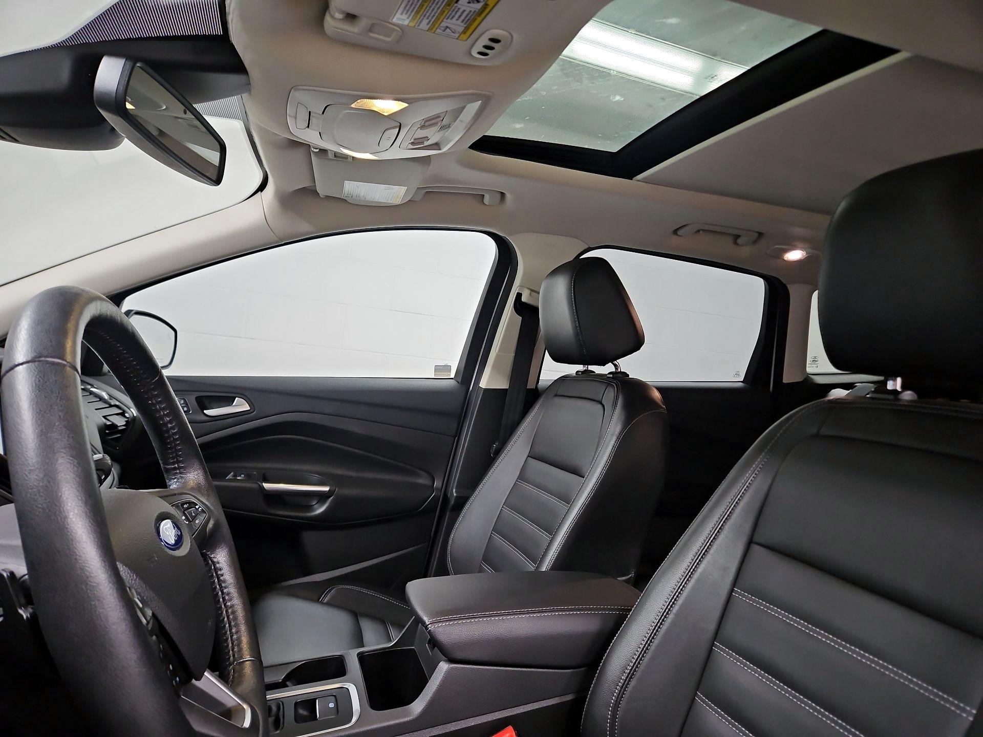 Thumbnail: 2017 Ford Escape - 20
