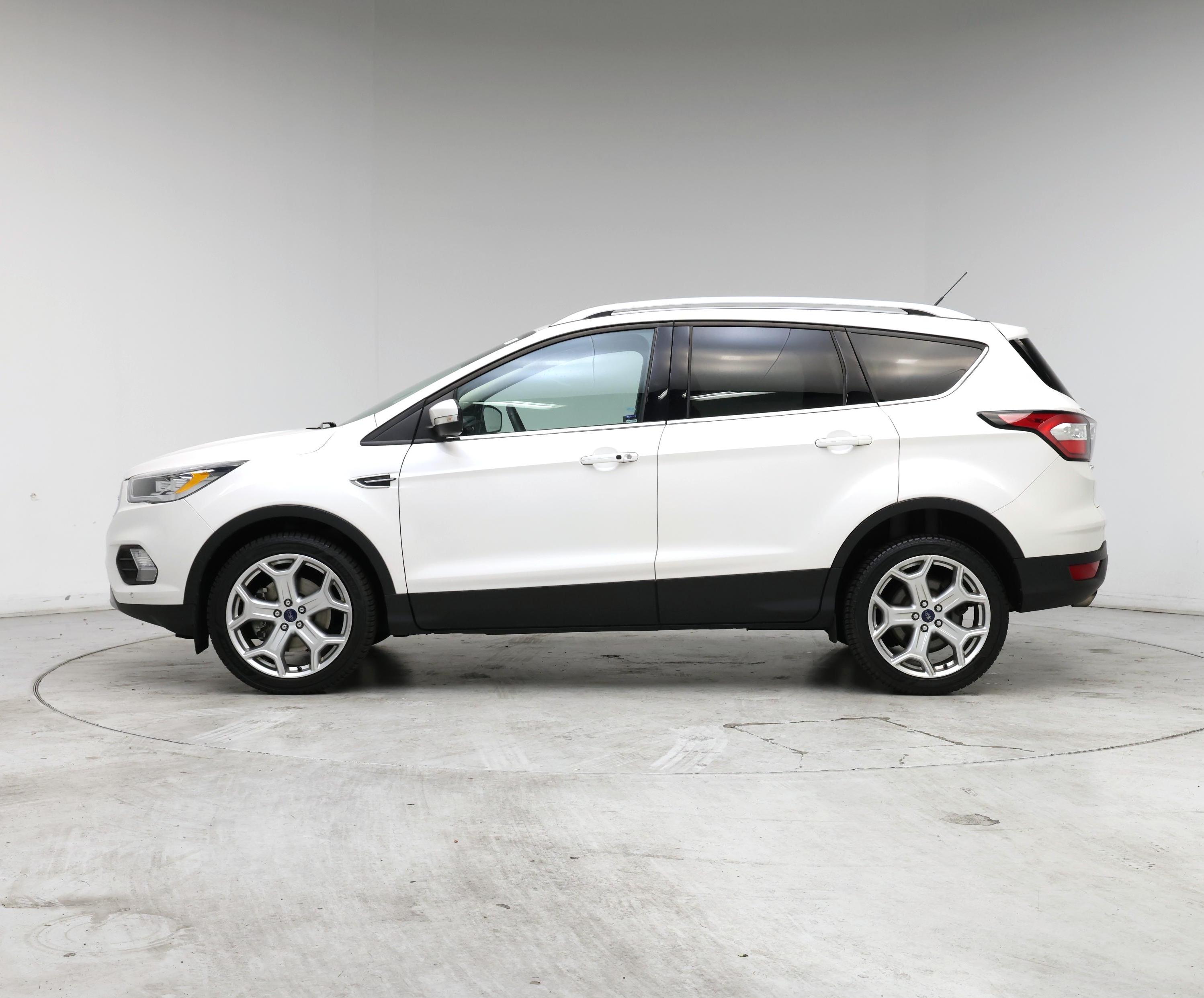 Thumbnail: 2017 Ford Escape - 3