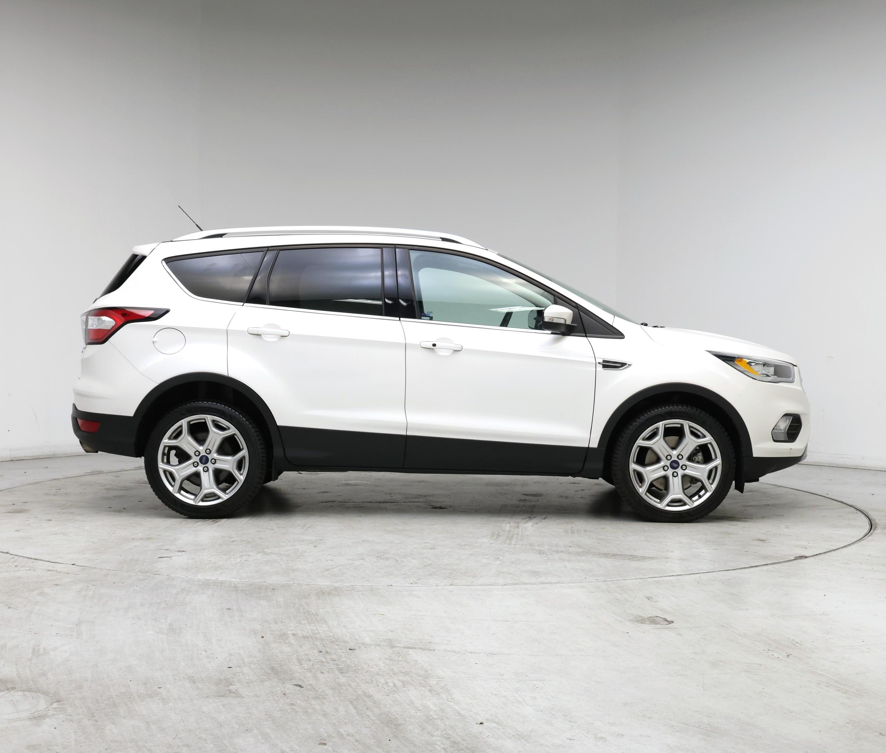Thumbnail: 2017 Ford Escape - 7