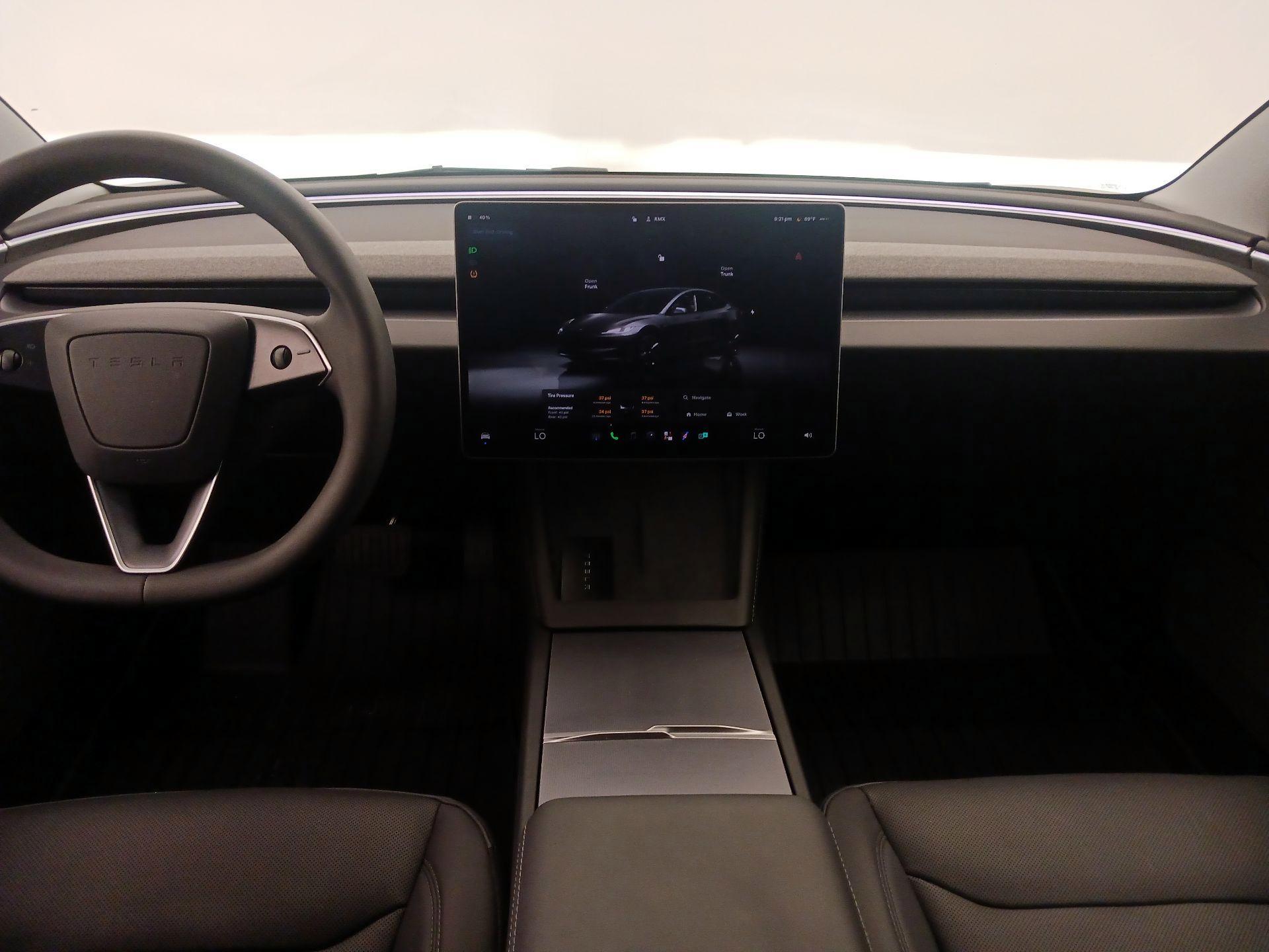 Thumbnail: 2024 Tesla Model 3 - 9
