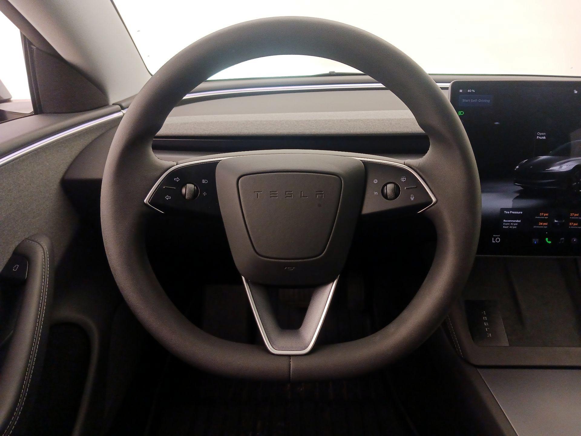 Thumbnail: 2024 Tesla Model 3 - 10