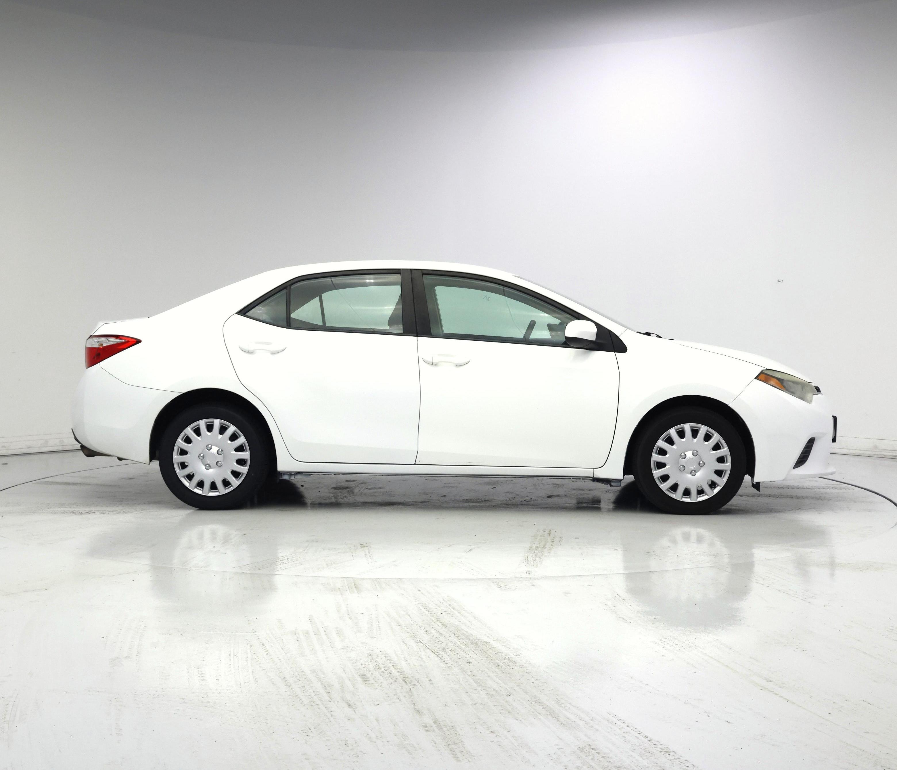 Thumbnail: 2015 Toyota Corolla - 7