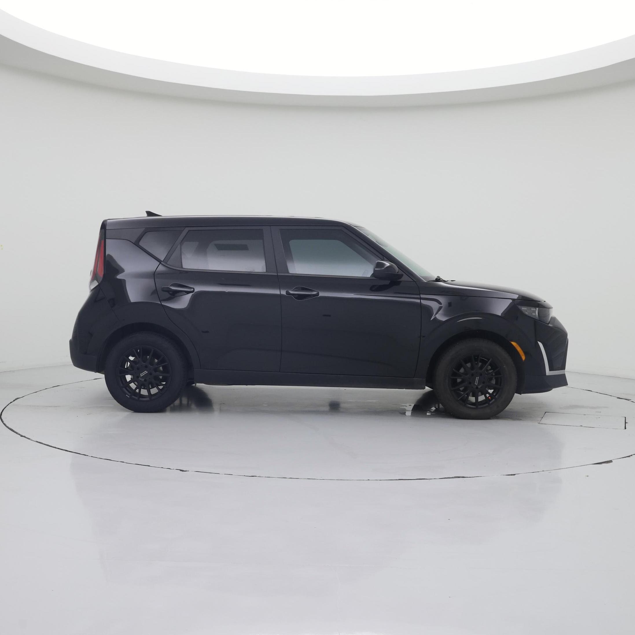 Thumbnail: 2023 Kia Soul - 7