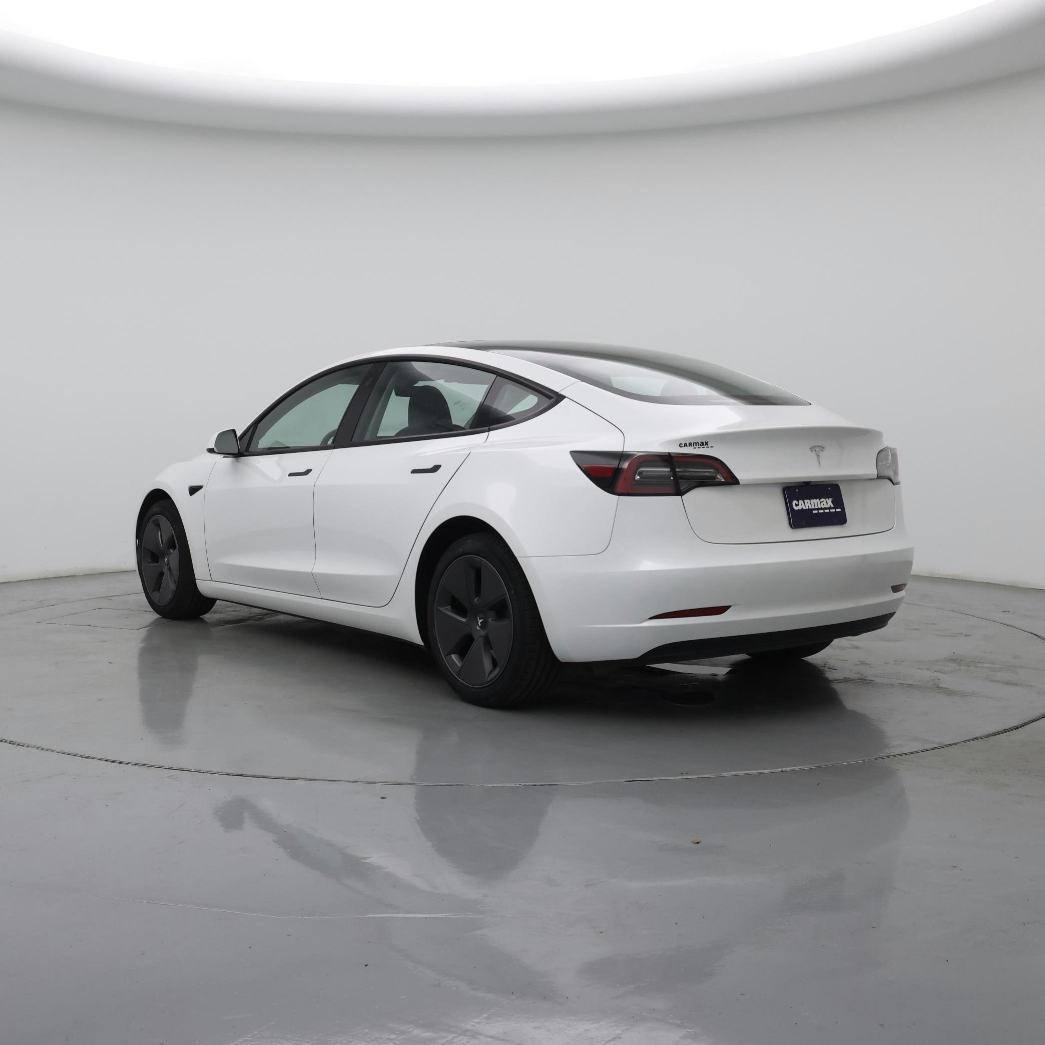 Thumbnail: 2023 Tesla Model 3 - 2