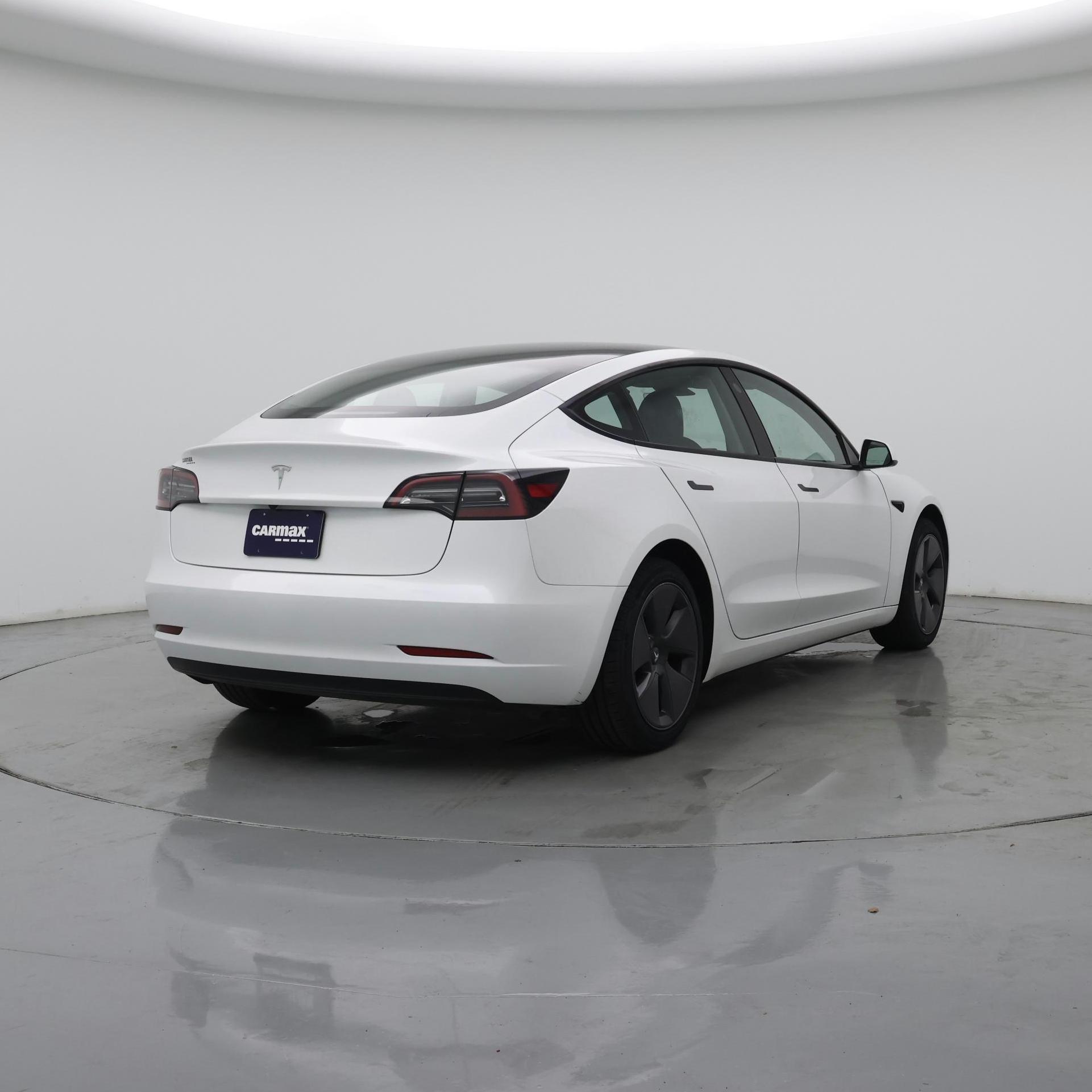 Thumbnail: 2023 Tesla Model 3 - 8