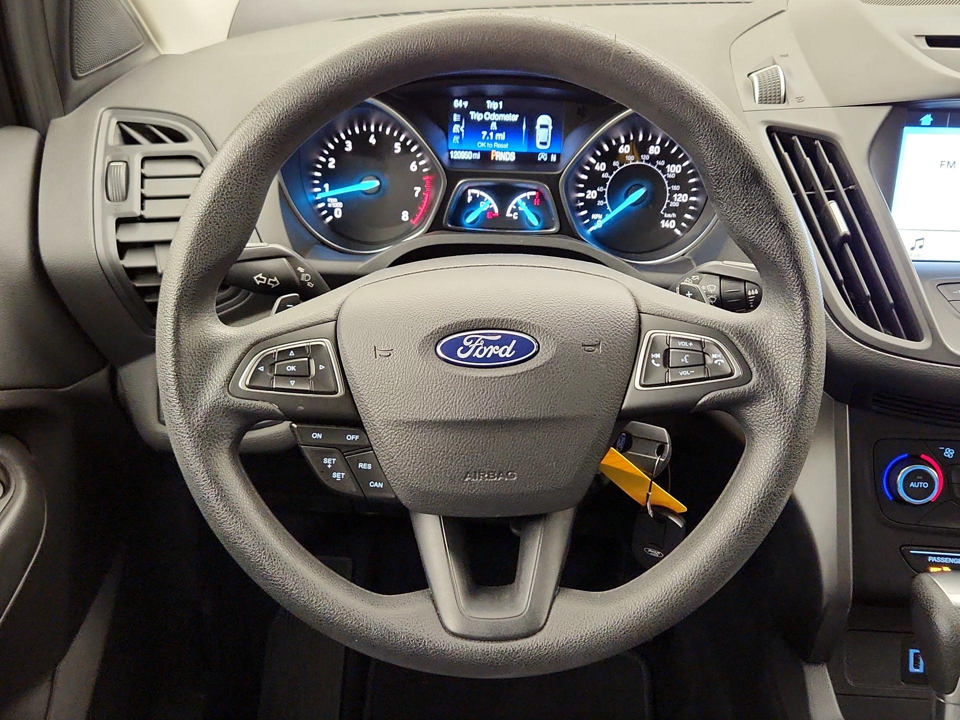 Thumbnail: 2017 Ford Escape - 10