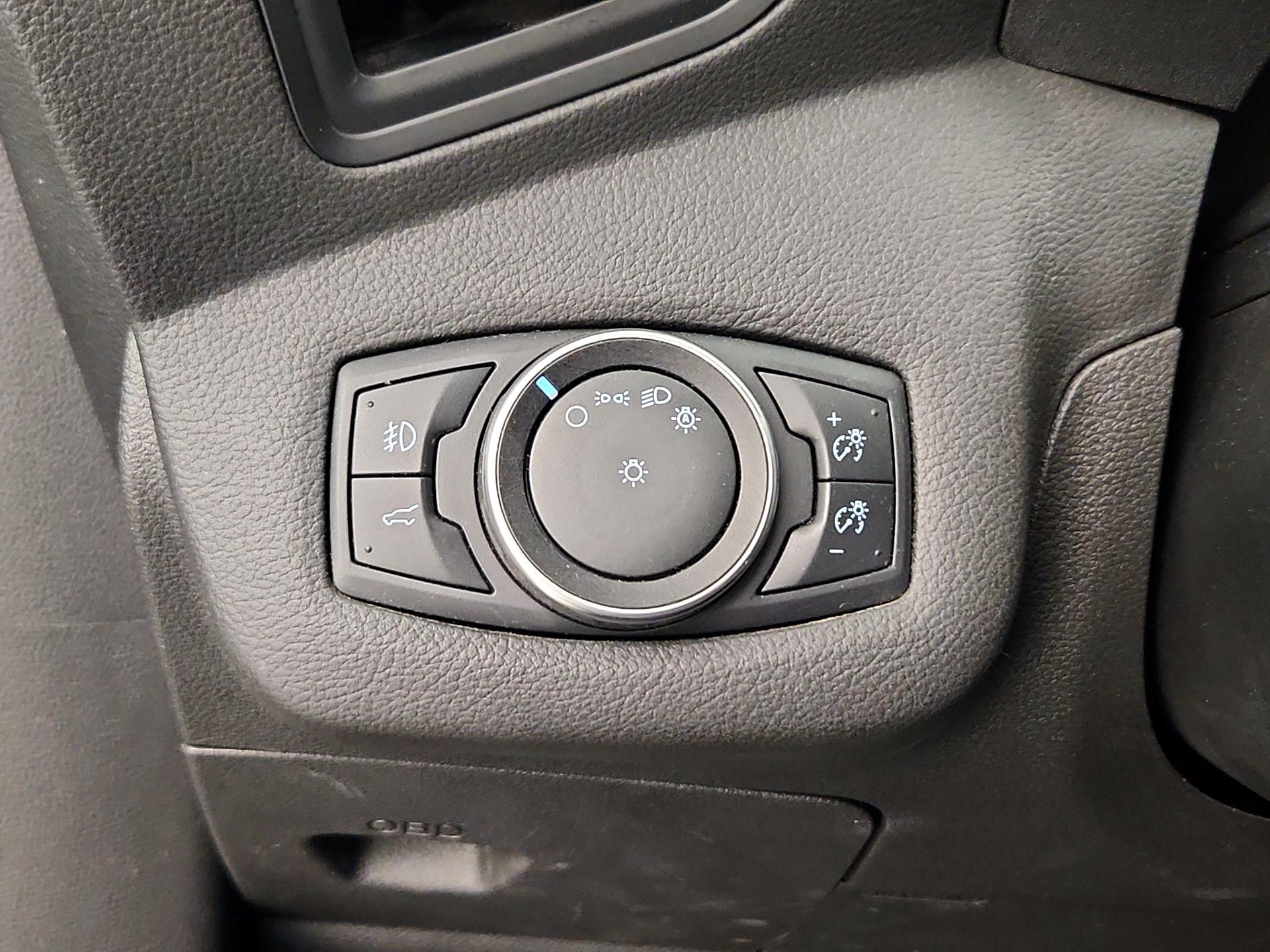 Thumbnail: 2017 Ford Escape - 13