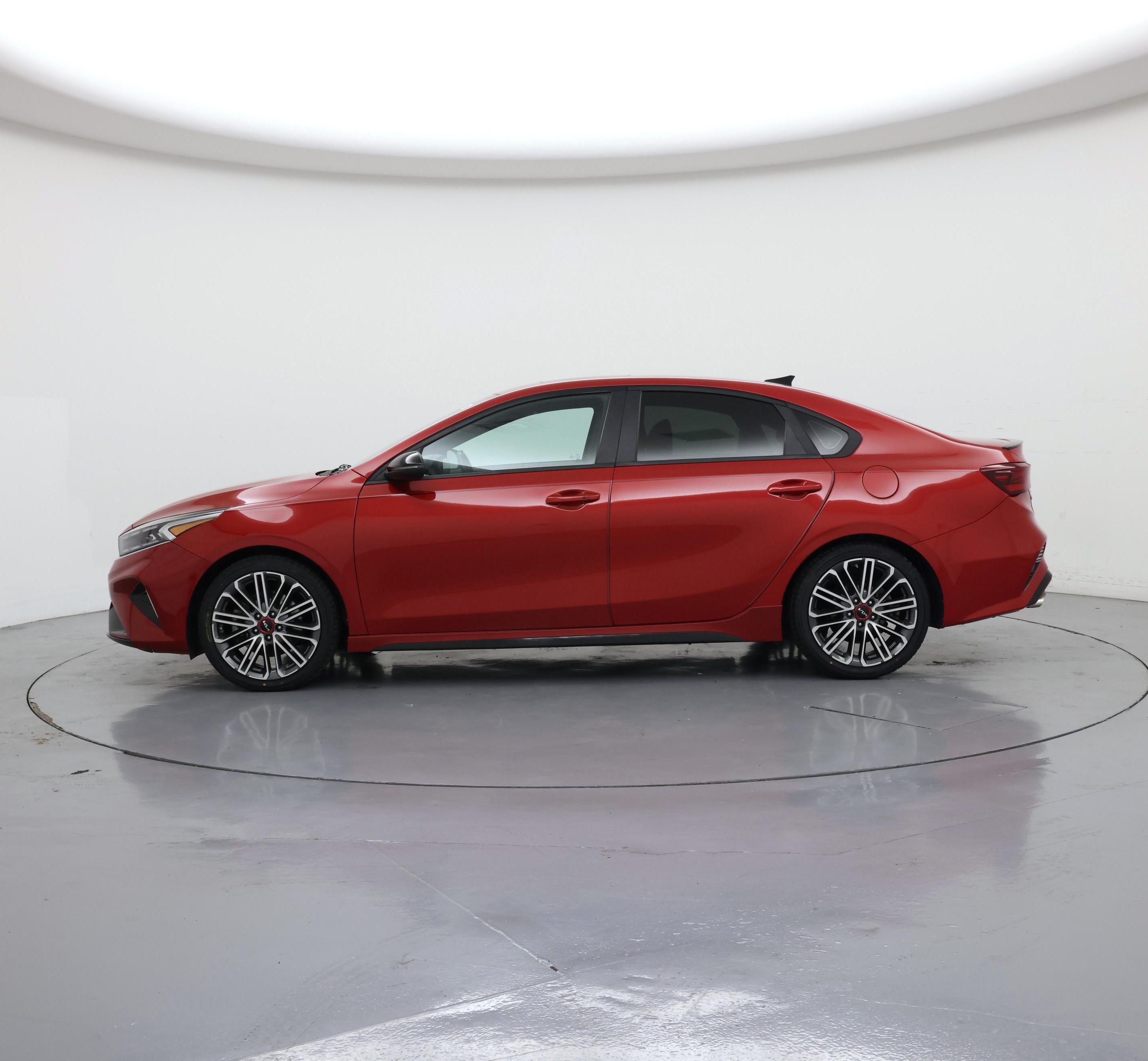 Thumbnail: 2022 Kia Forte - 3