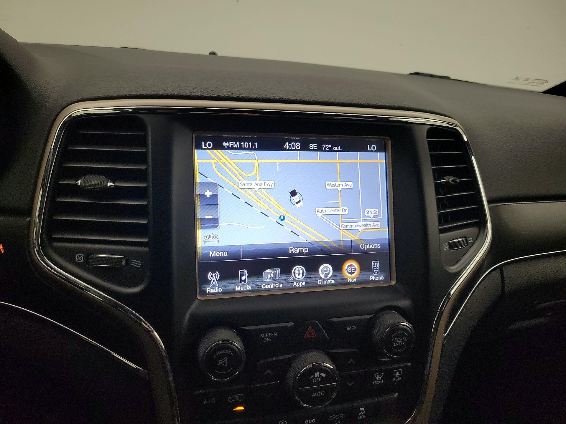 Thumbnail: 2017 Jeep Grand Cherokee - 14