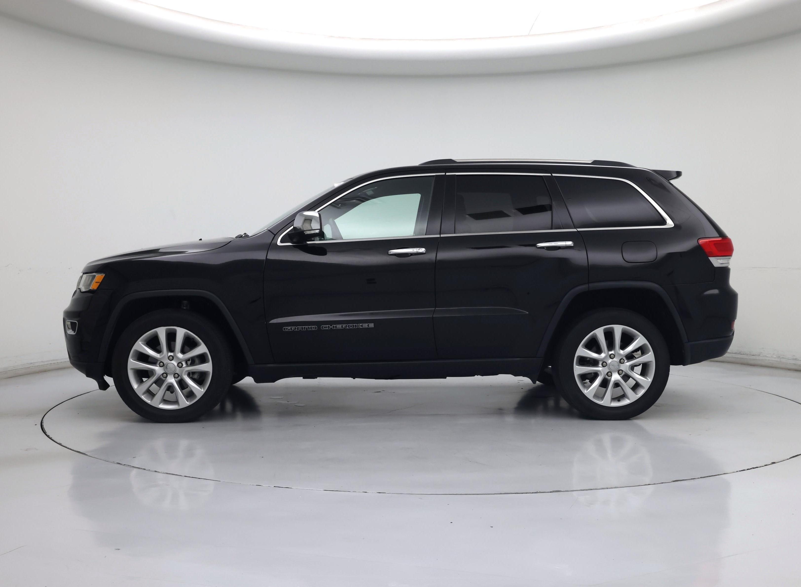 Thumbnail: 2017 Jeep Grand Cherokee - 3