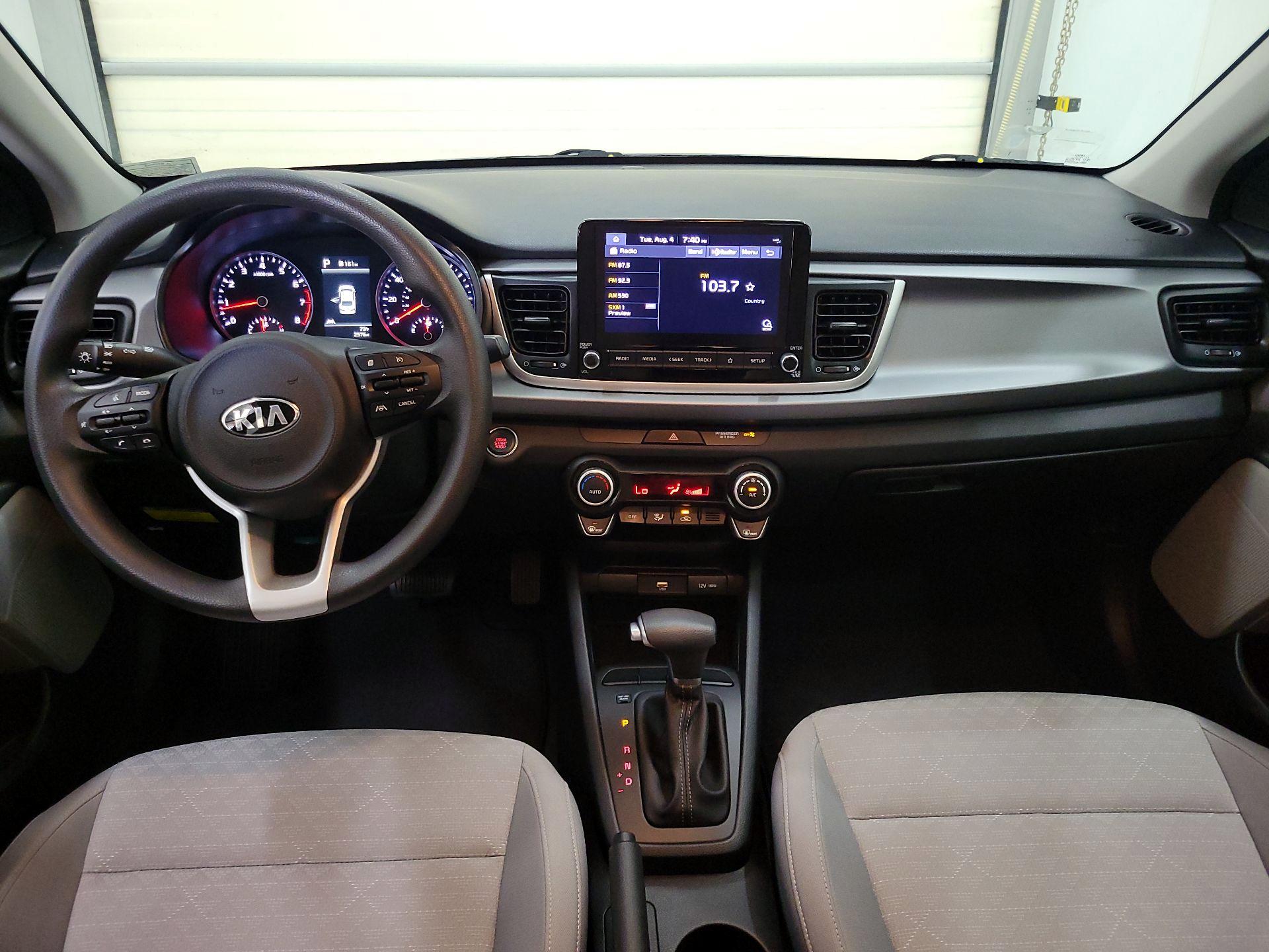 Thumbnail: 2021 Kia Rio - 9