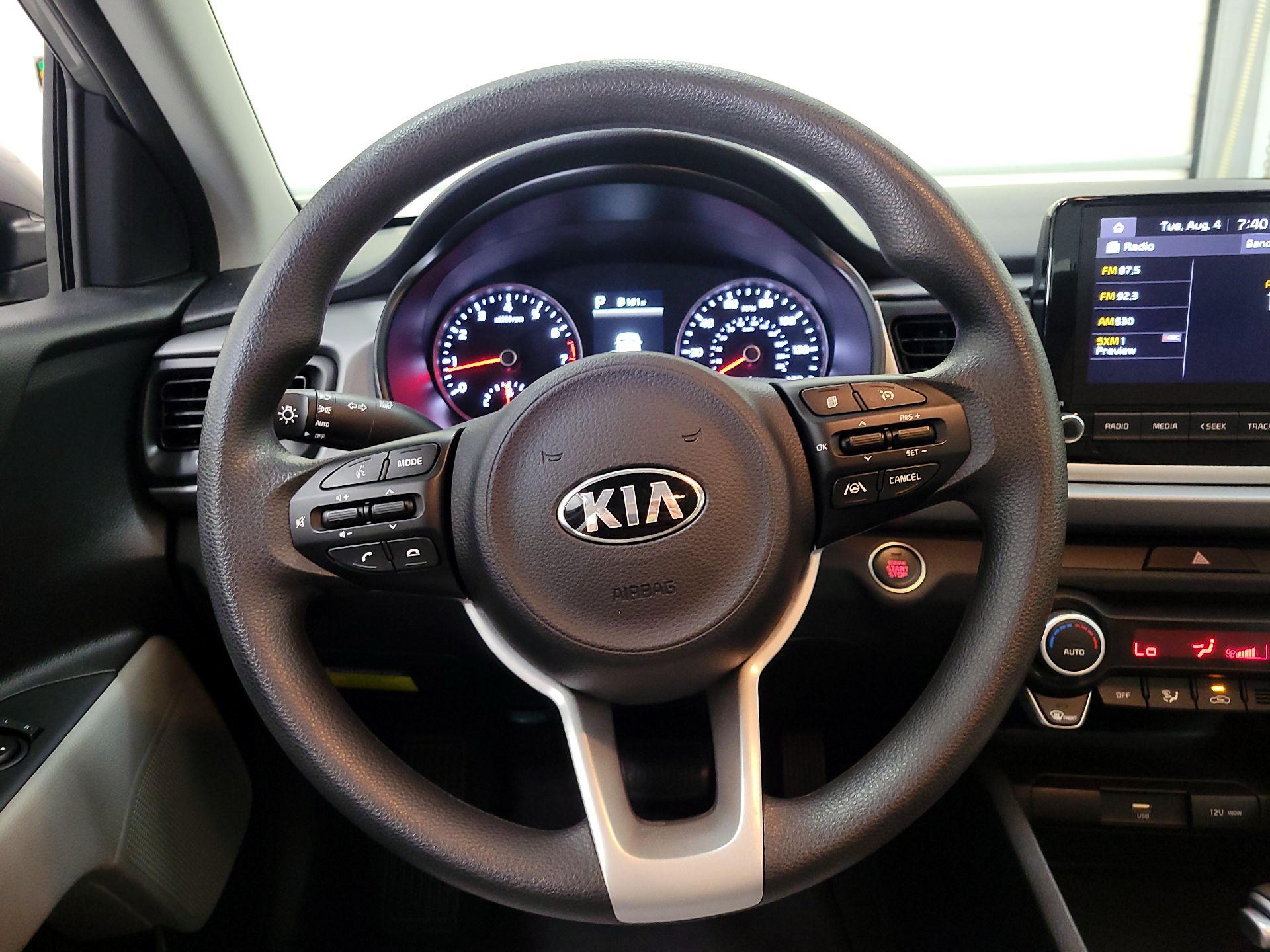 Thumbnail: 2021 Kia Rio - 10