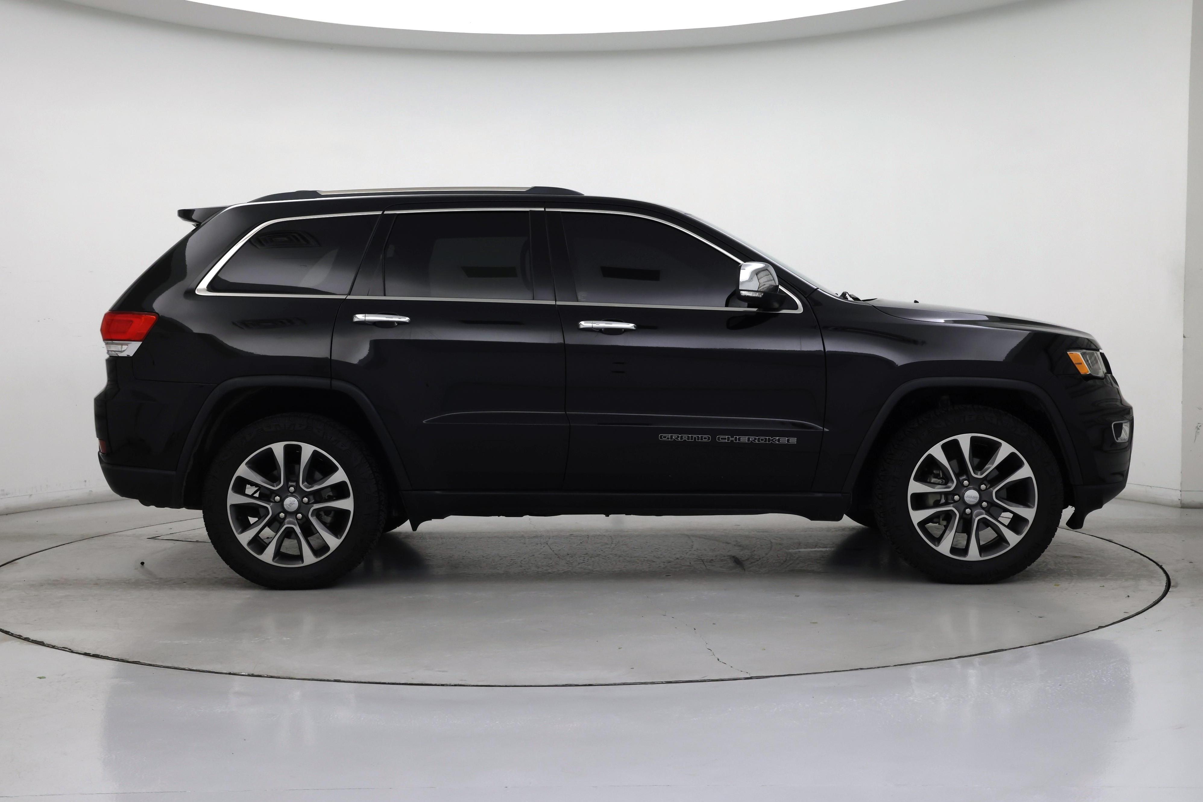 Thumbnail: 2018 Jeep Grand Cherokee - 7