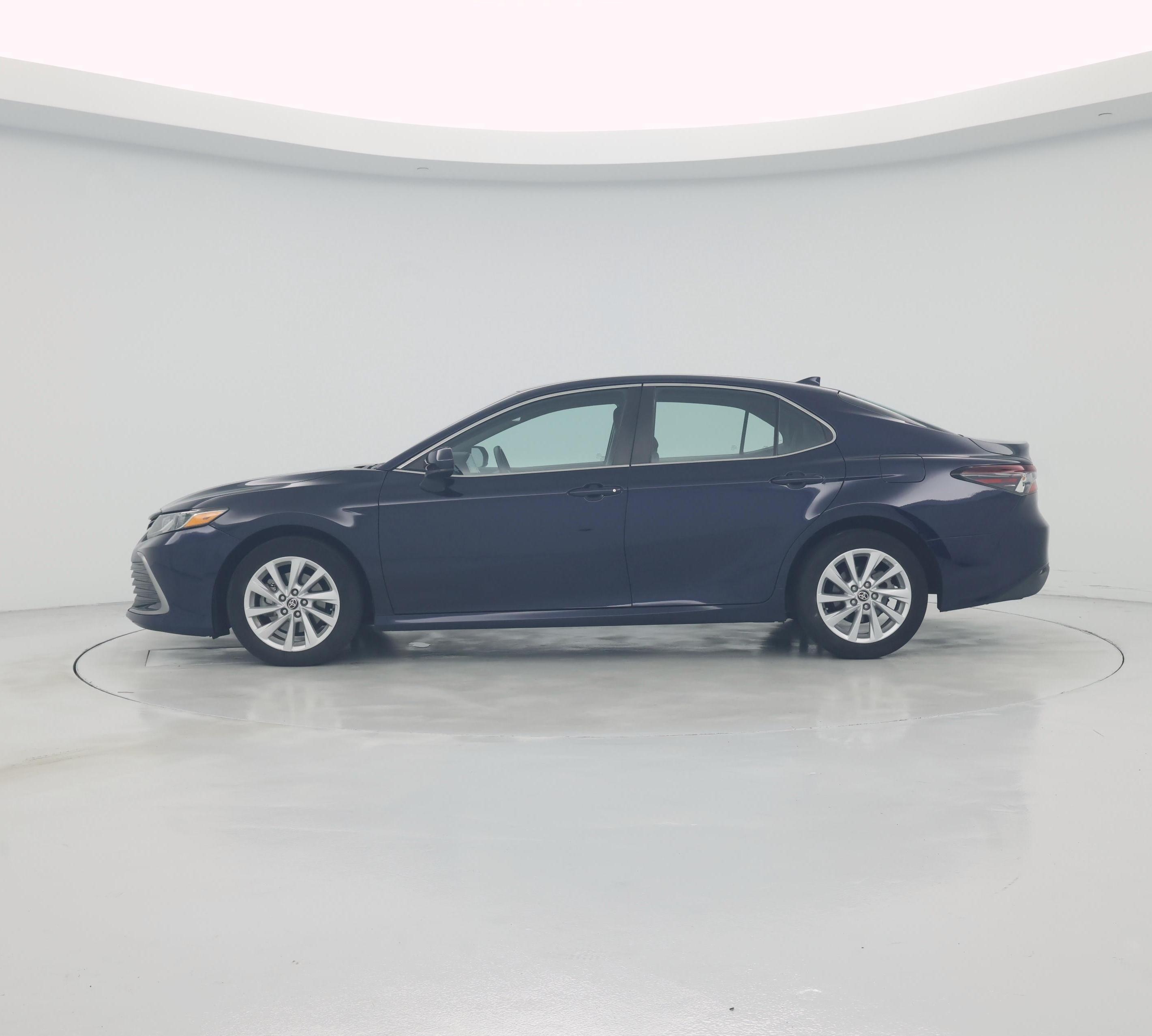 Thumbnail: 2022 Toyota Camry - 3