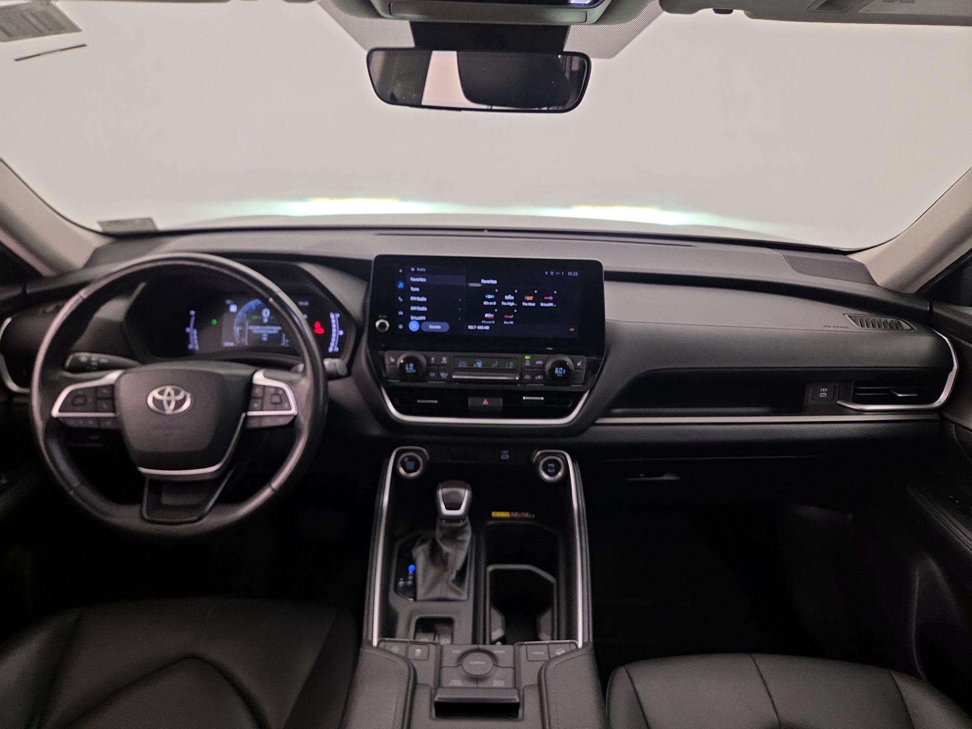 Thumbnail: 2024 Toyota Grand Highlander - 9