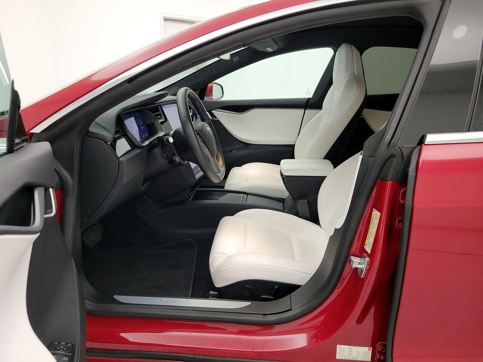 Thumbnail: 2019 Tesla Model S - 11