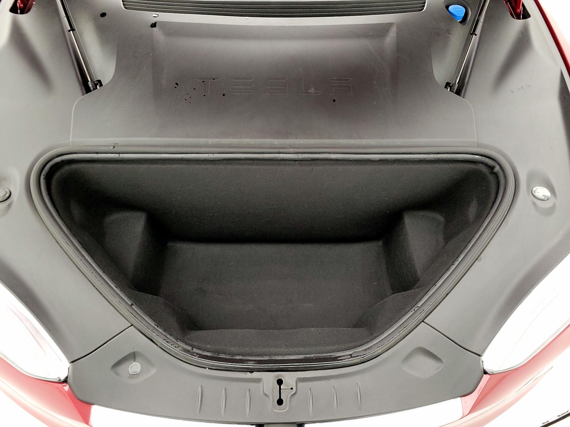 Thumbnail: 2019 Tesla Model S - 20