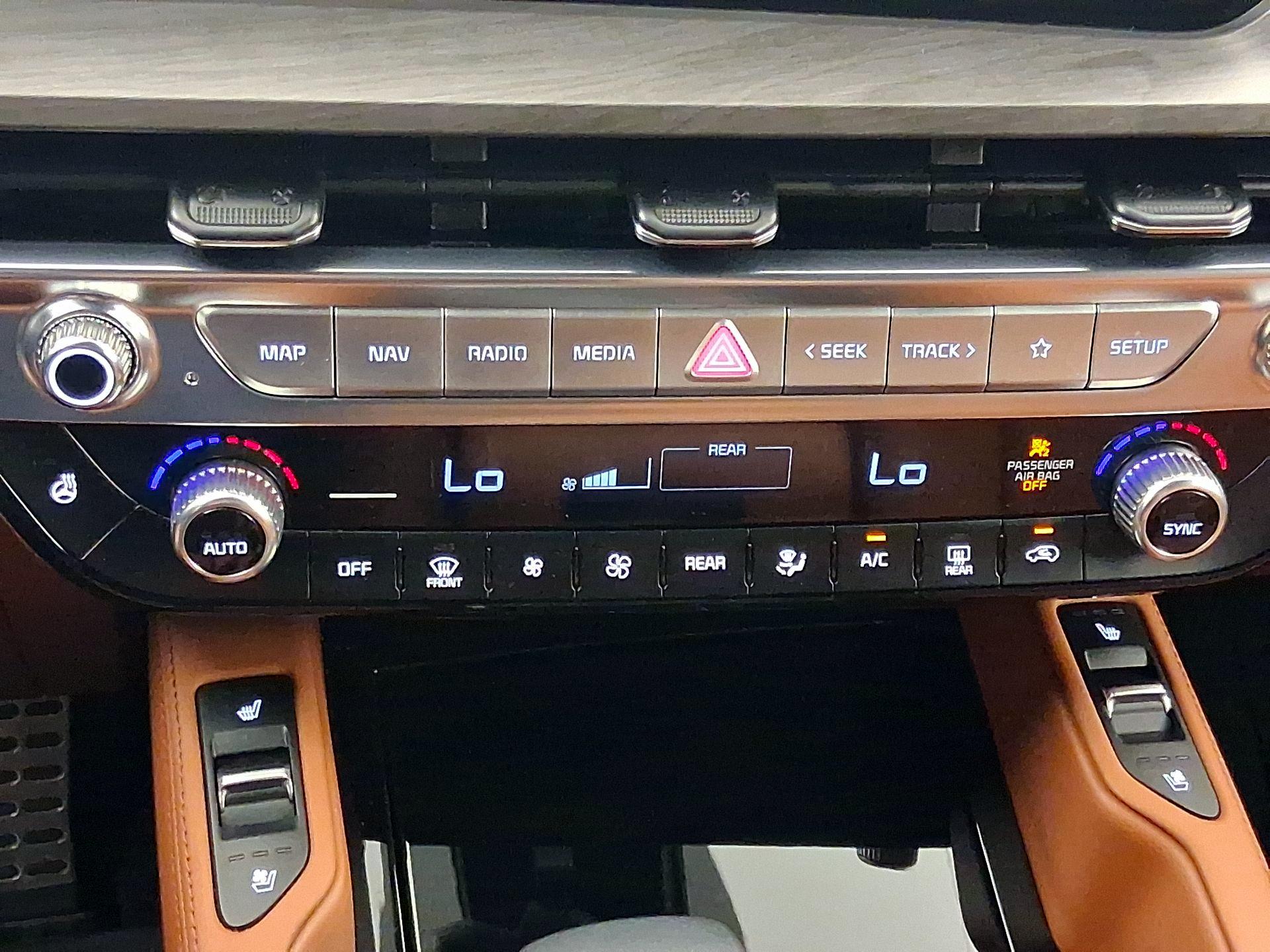 Thumbnail: 2024 Kia Telluride - 17