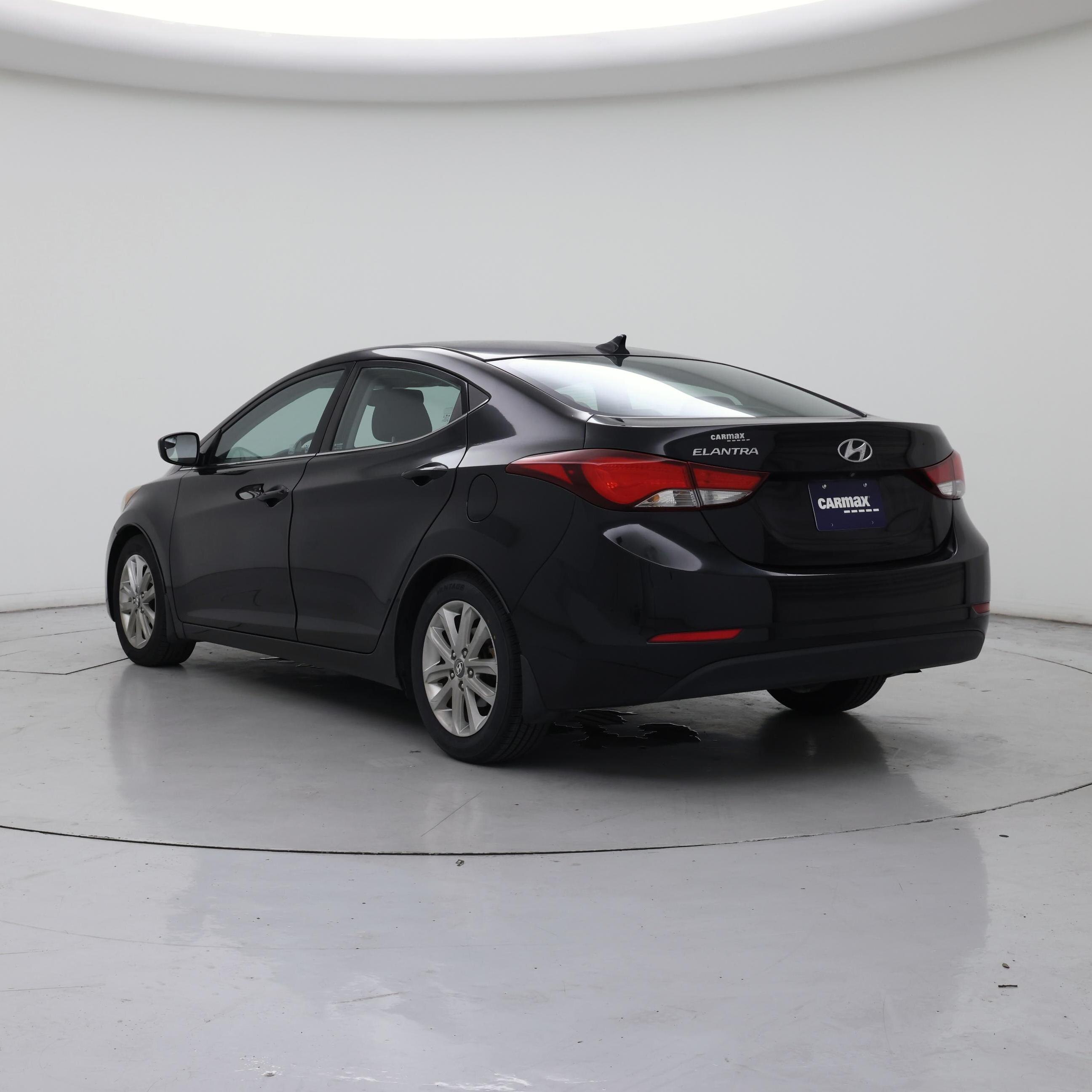 Thumbnail: 2015 Hyundai Elantra - 2