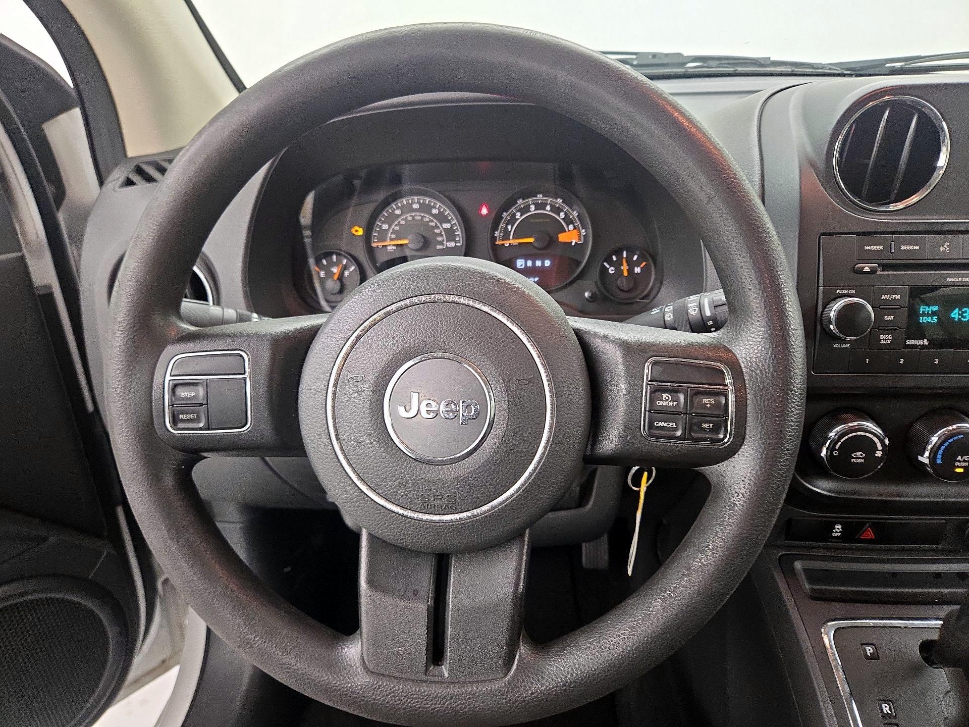 Thumbnail: 2017 Jeep Compass - 10