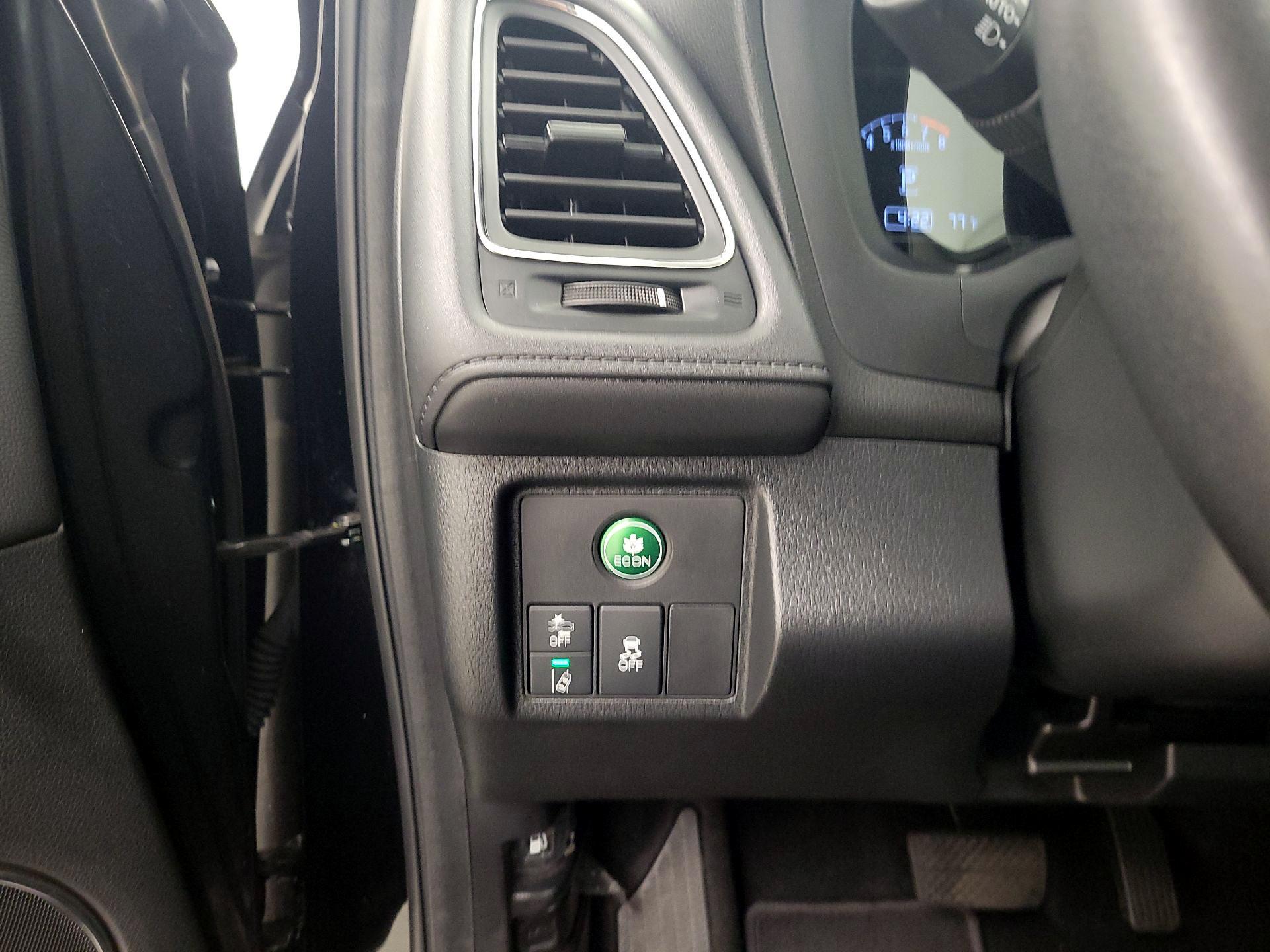 Thumbnail: 2019 Honda HR-V - 13