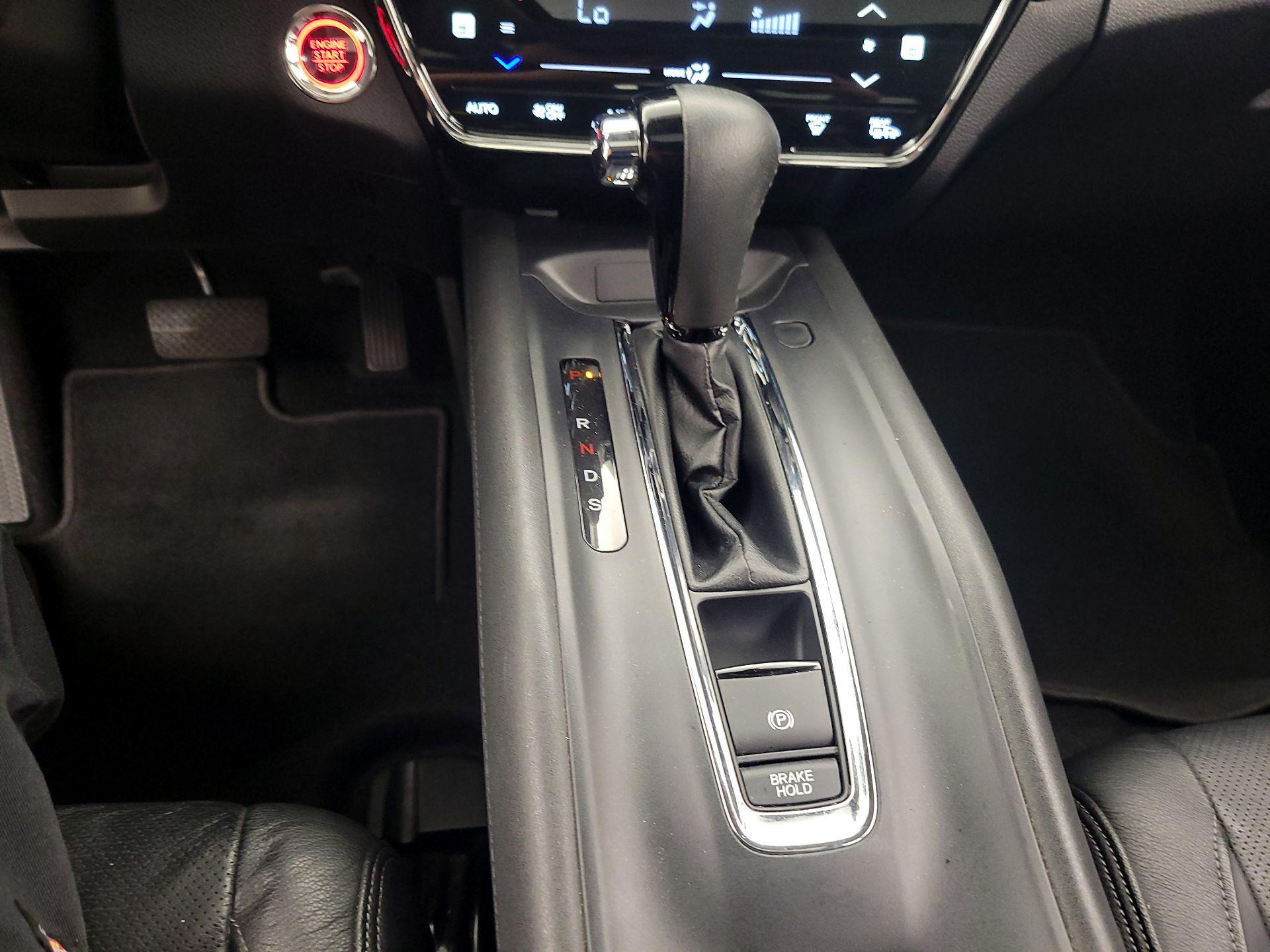 Thumbnail: 2019 Honda HR-V - 17