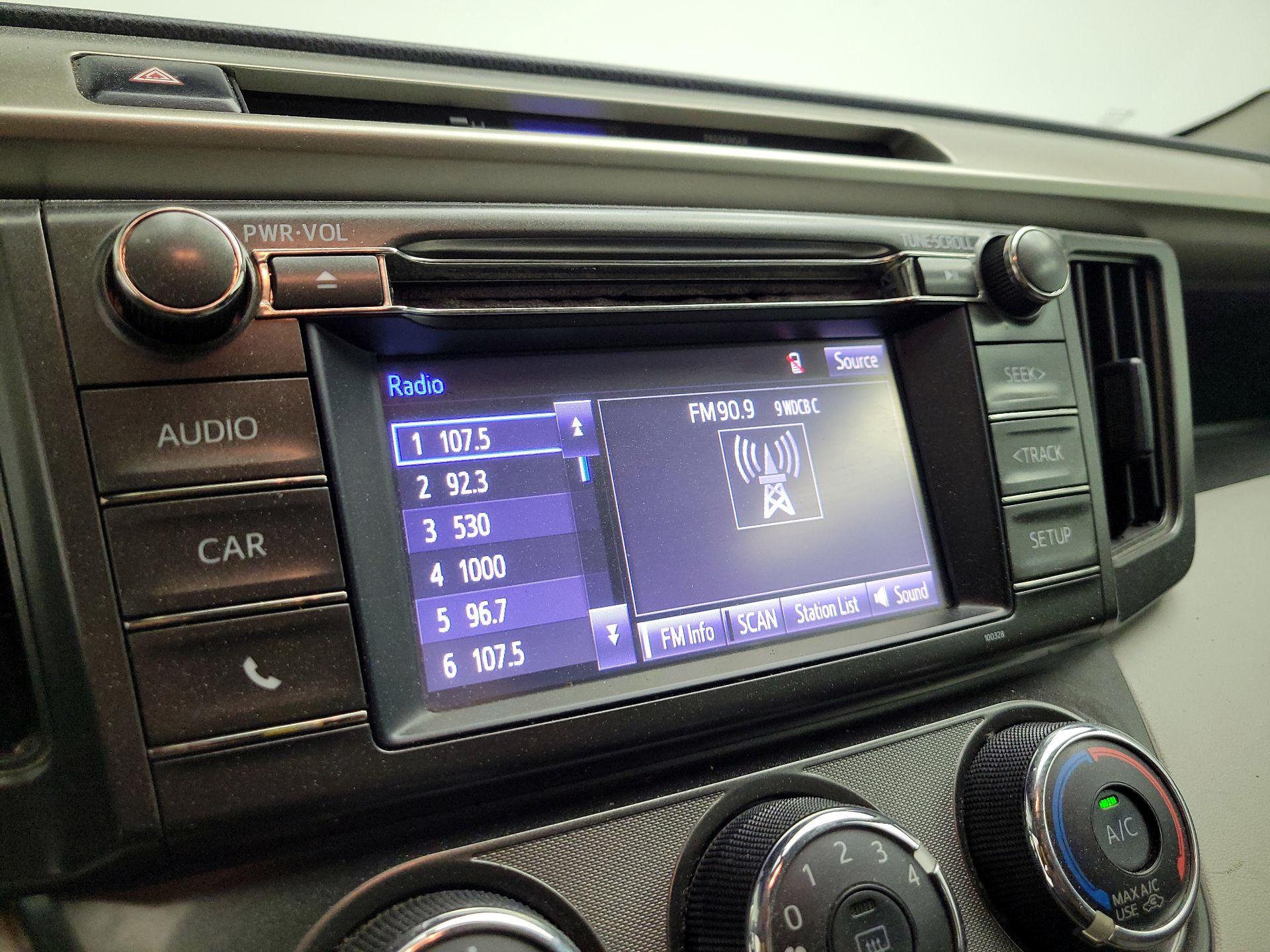 Thumbnail: 2015 Toyota RAV4 - 13