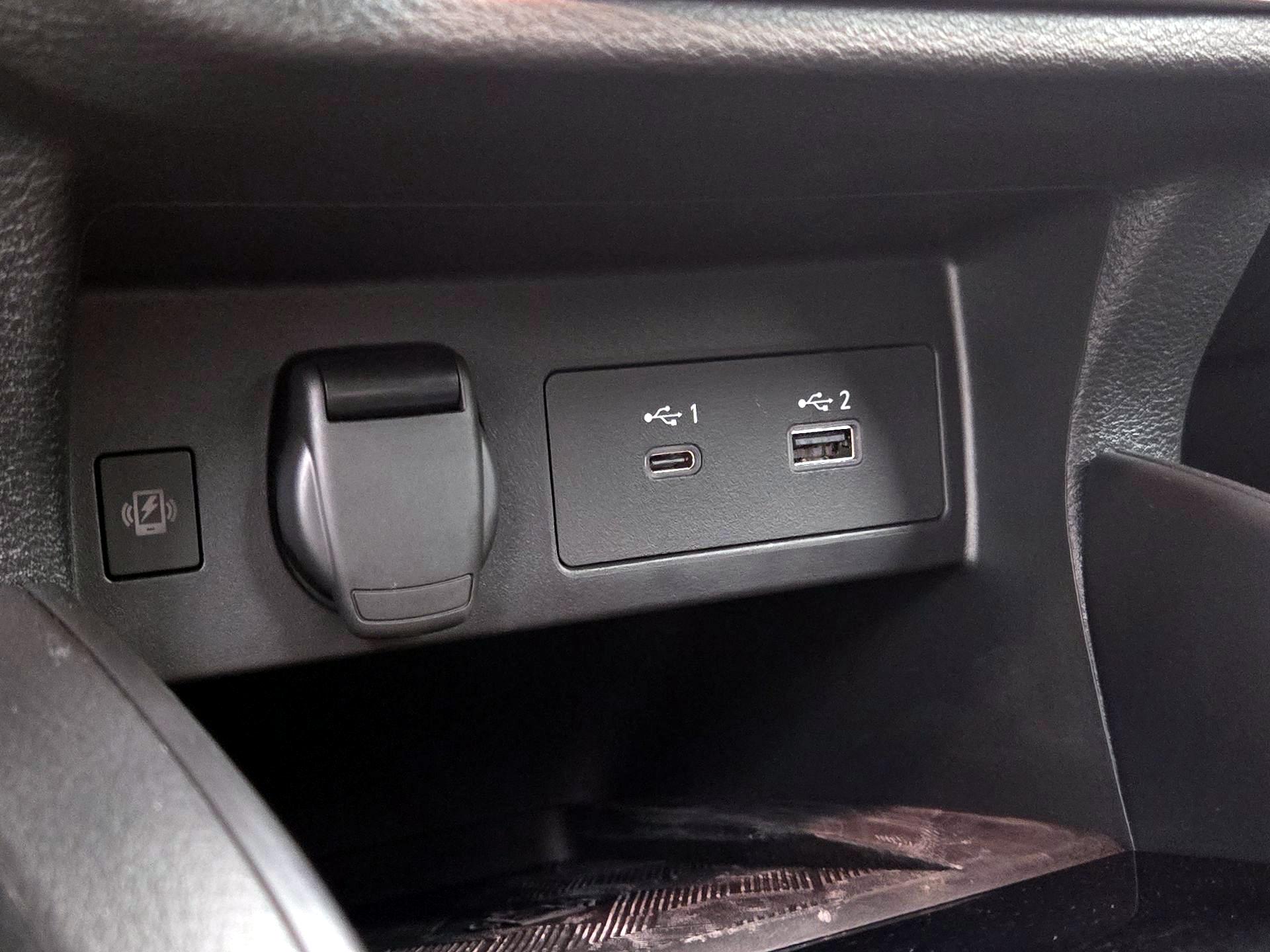 Thumbnail: 2023 Nissan Versa - 17