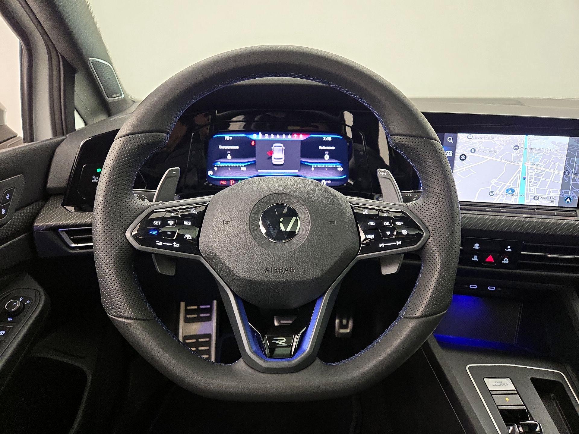 Thumbnail: 2022 Volkswagen Golf - 10