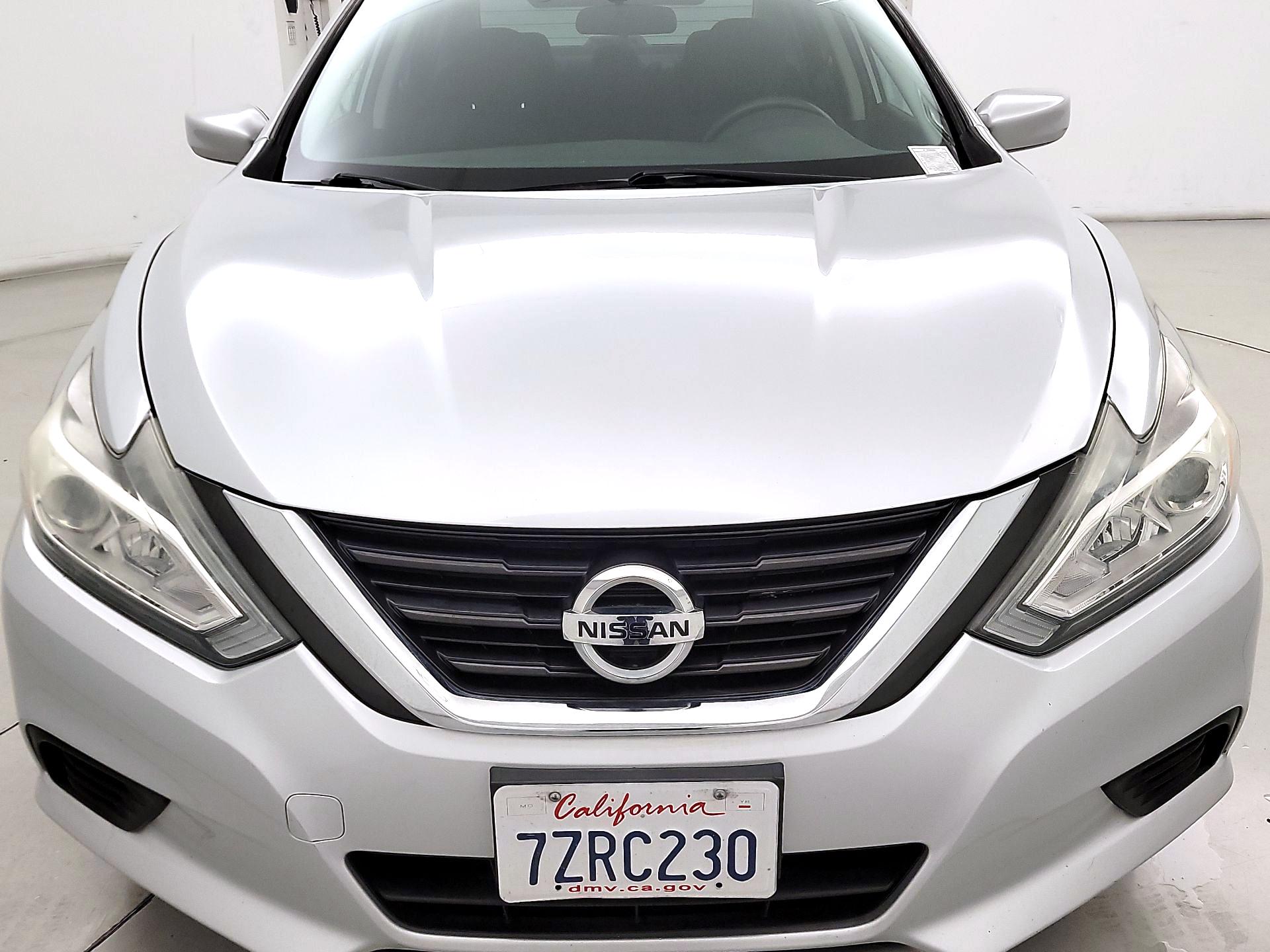 Thumbnail: 2016 Nissan Altima - 2