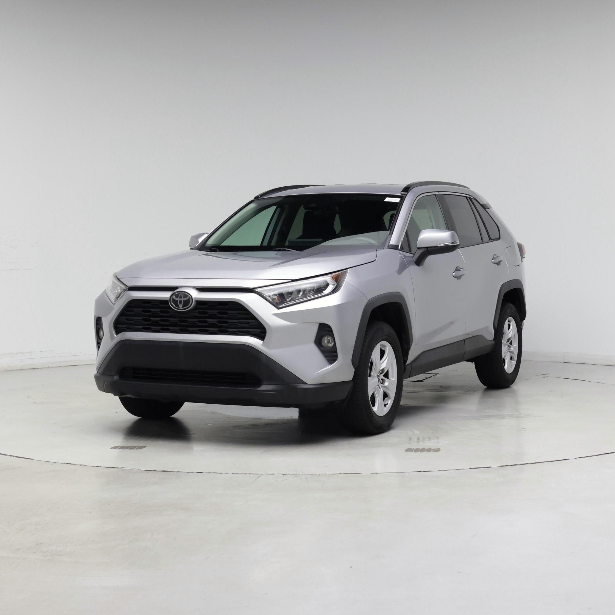 Thumbnail: 2021 Toyota RAV4 - 4