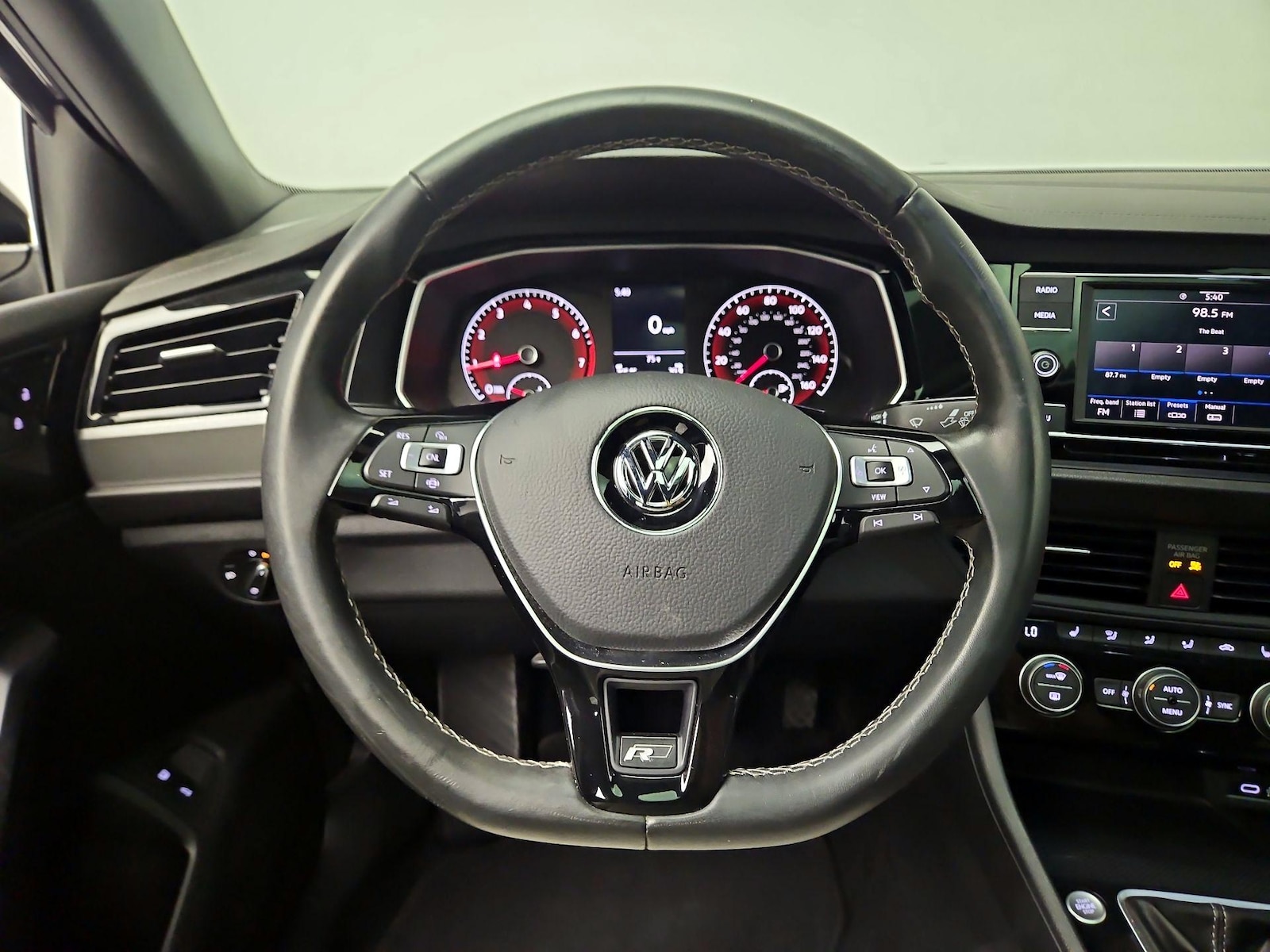 2021 Volkswagen Jetta R-Line - Photo 11